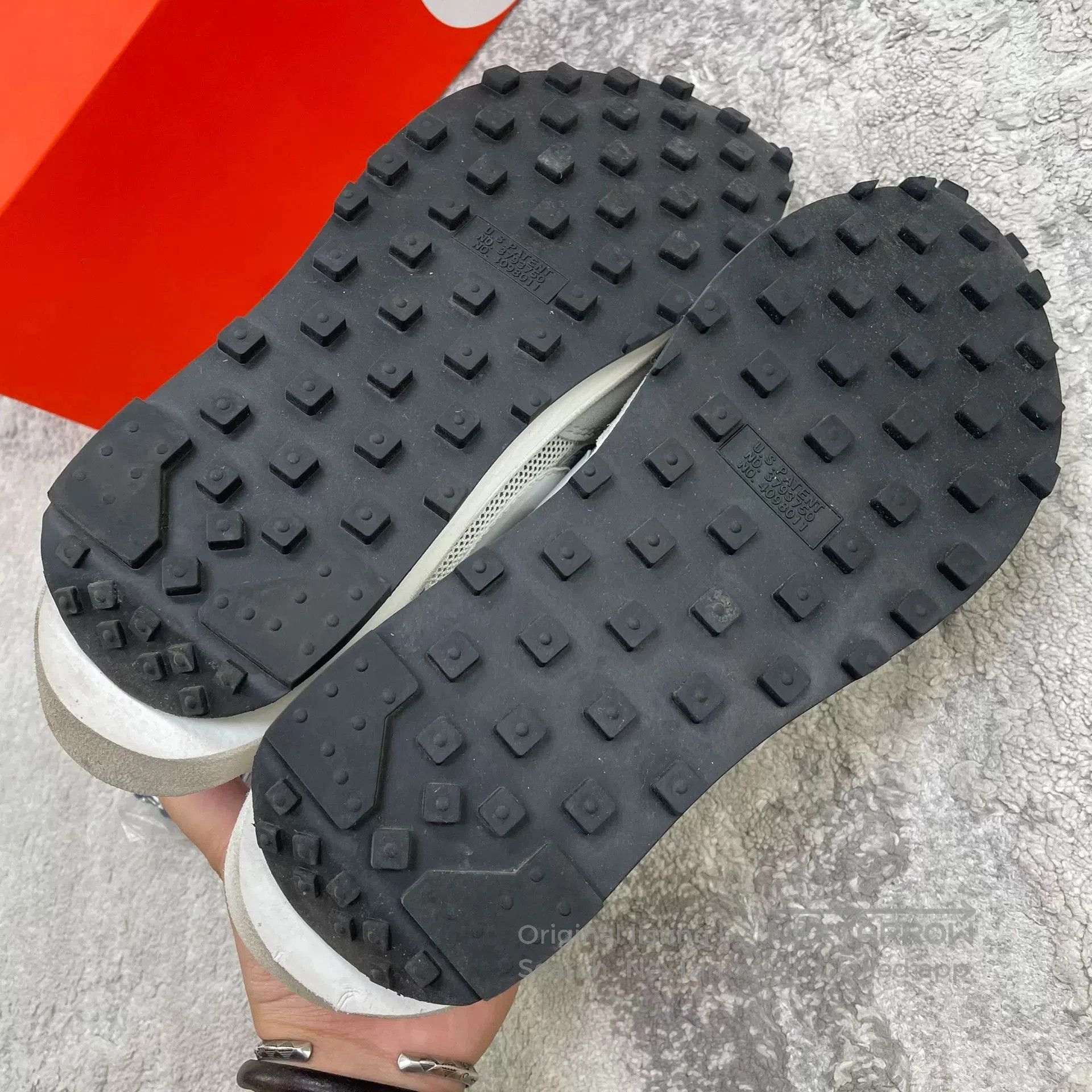Sacai sacai x nike gray white sneakers. Size US 9 / EU 42 - 6 Thumbnail