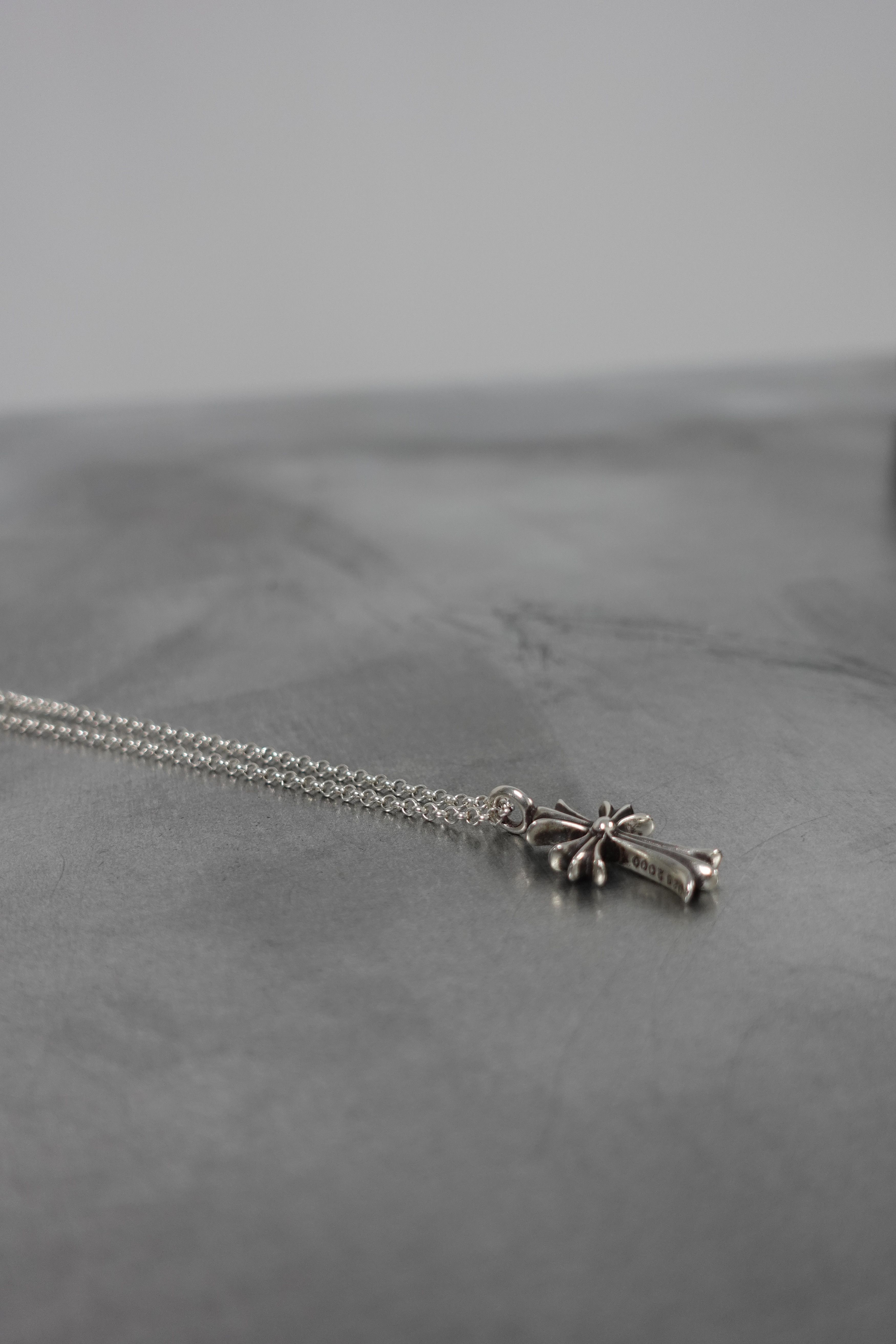 Chrome Hearts CHROME HEARTS SILVER TINY CROSS PAVE DIAMOND PENDANT CHARM Size ONE SIZE - 2 Thumbnail