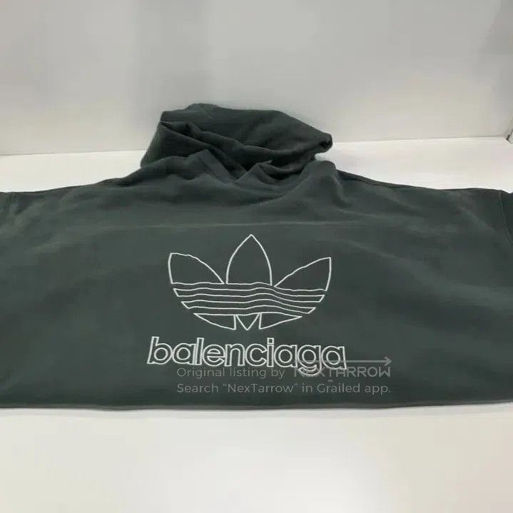 Balenciaga Balenciaga x adidas Originals Logo Hooded Sweatshirt. Size US L / EU 52-54 / 3 - 1 Thumbnail