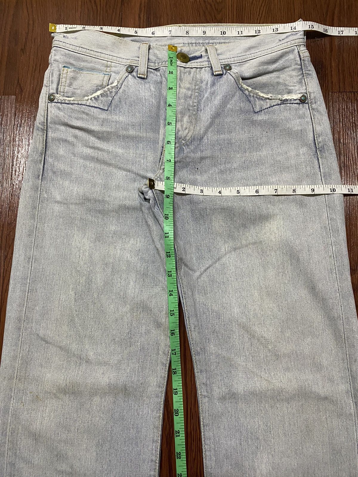 Levi's Vintage Clothing Vintage Levis 705 90’s Selvedge Faded Wash Distressed Jeans Size US 29 - 12 Thumbnail