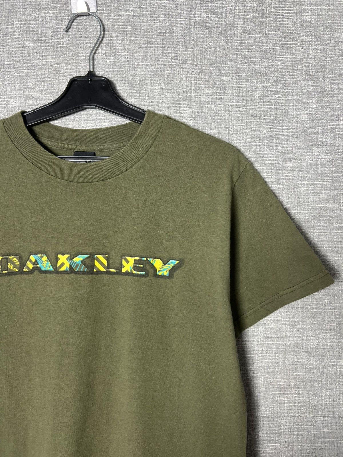 Oakley × Vintage Oakley Double Sided Big Logo Khaki Tee Men’s Size S Size US S / EU 44-46 / 1 - 6 Thumbnail