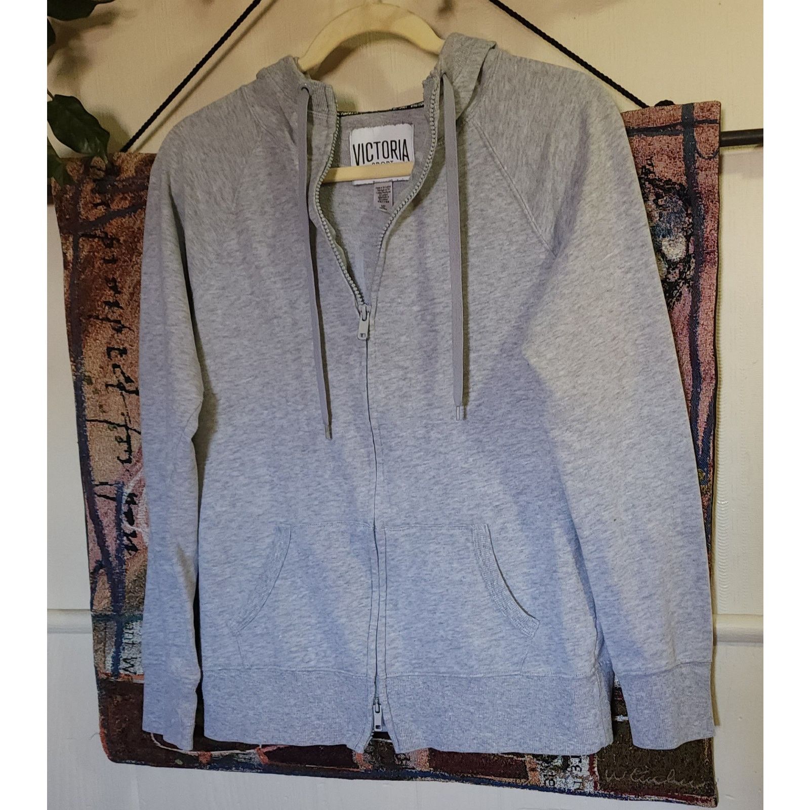 Victoria's Secret Victoria’s Secret Sport full zip gray hoodie size S/P Size S / US 4 / IT 40 - 1 Thumbnail