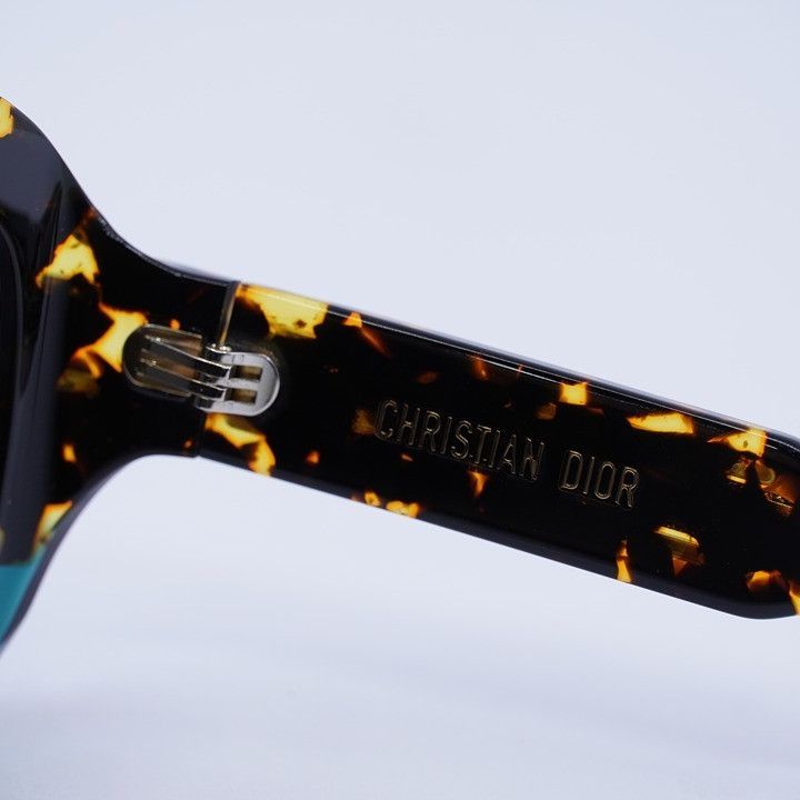 Dior Dior DIORSIGNATURE M1U 27A0 Sunglasses Havana Aviator Frame Size ONE SIZE - 3 Thumbnail
