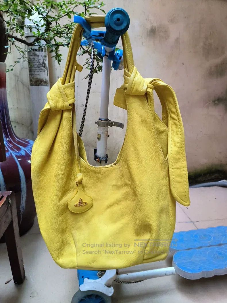 Vivienne Westwood Vivienne Westwood size os Lemon yellow shoulder bag, classi Size ONE SIZE - 1 Thumbnail