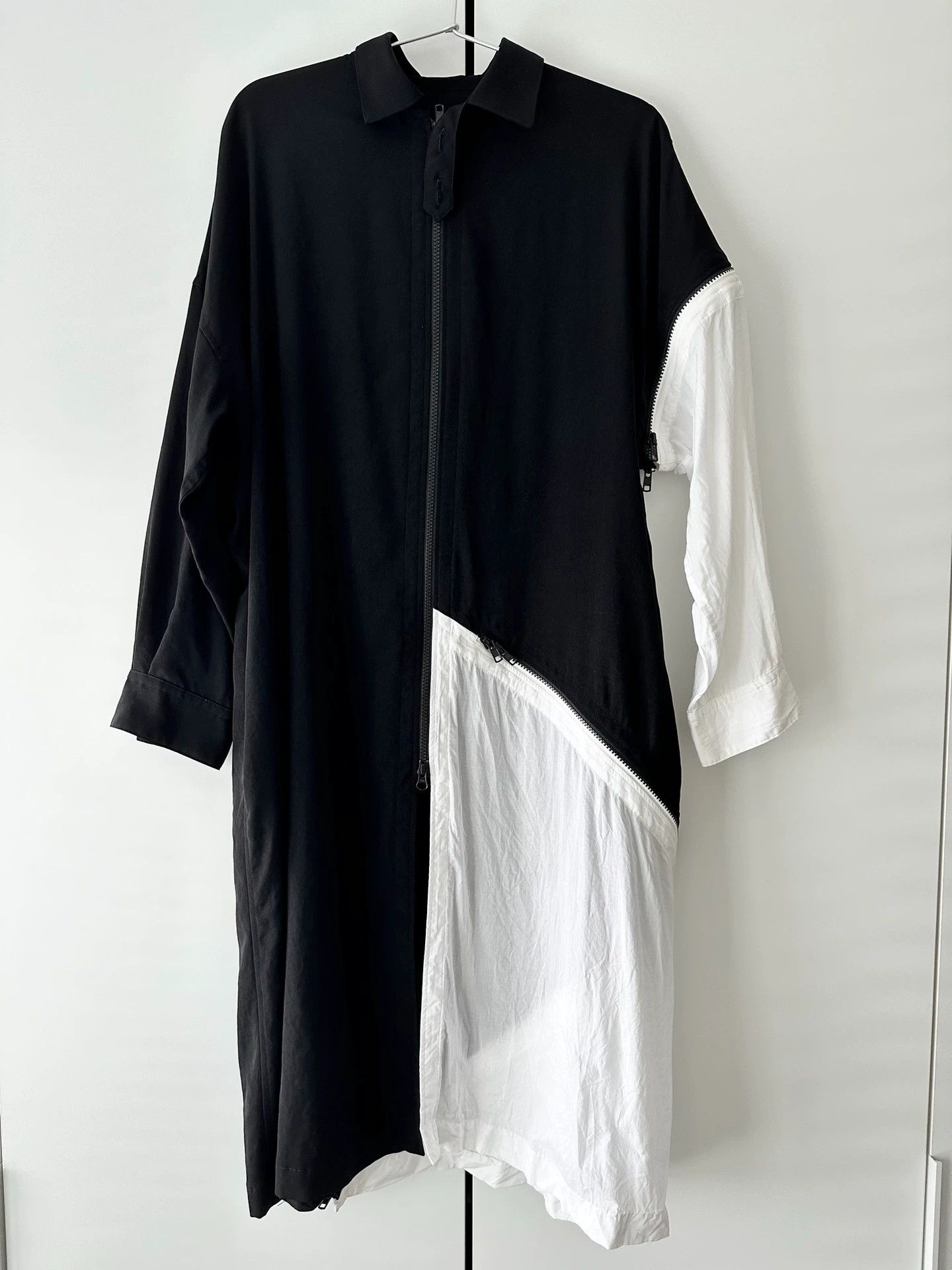 Yohji Yamamoto Yohji Yamamoto Black And White Deconstructe - -DMC Size US S / EU 44-46 / 1 - 1 Thumbnail