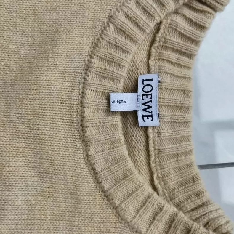 Loewe LOEWE woollen sweater Size L / US 10 / IT 46 - 2 Thumbnail