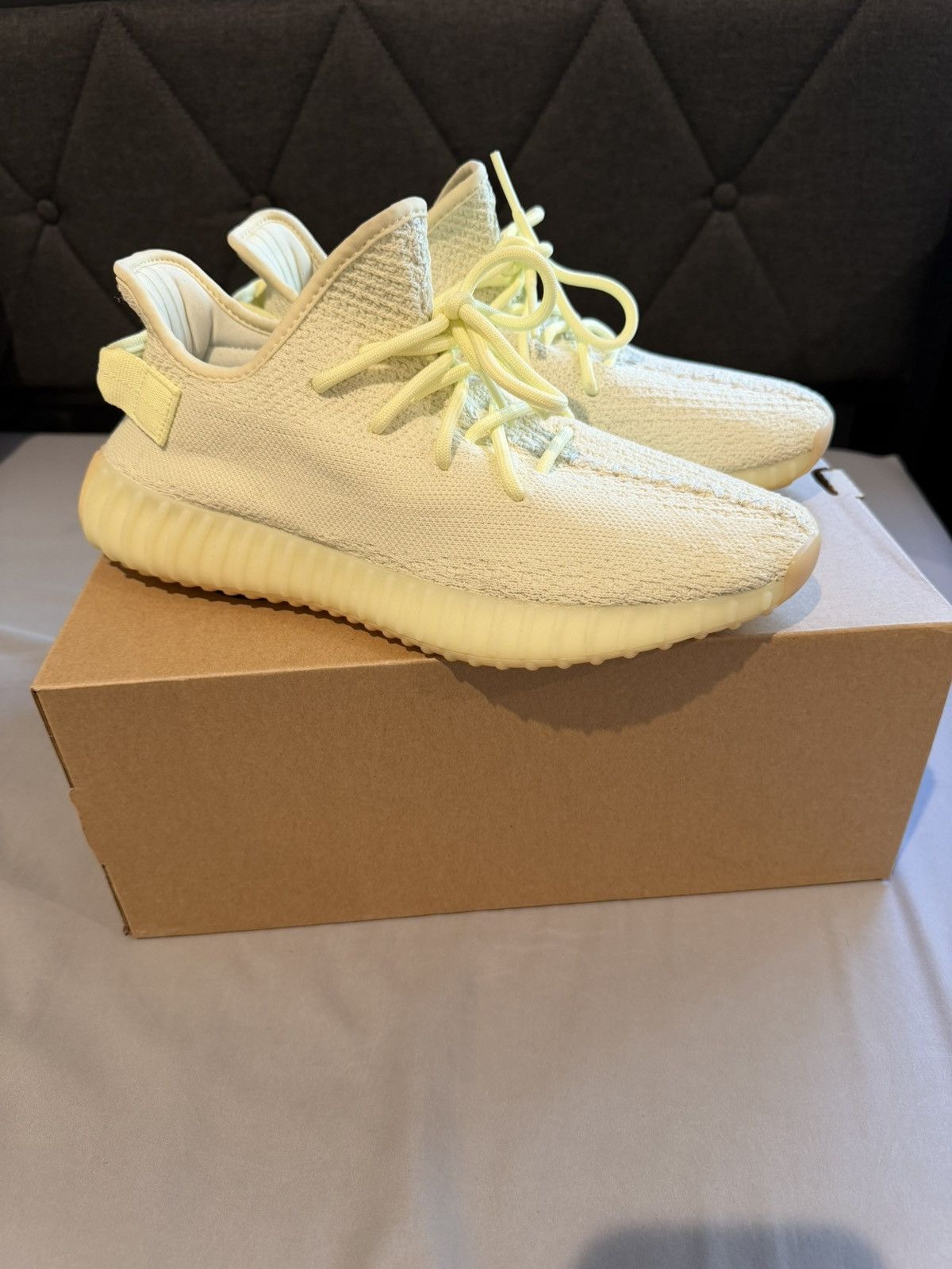 Yeezy Yeezy Boost 350 V2 “Butter” Size US 9 / EU 42 - 3 Thumbnail