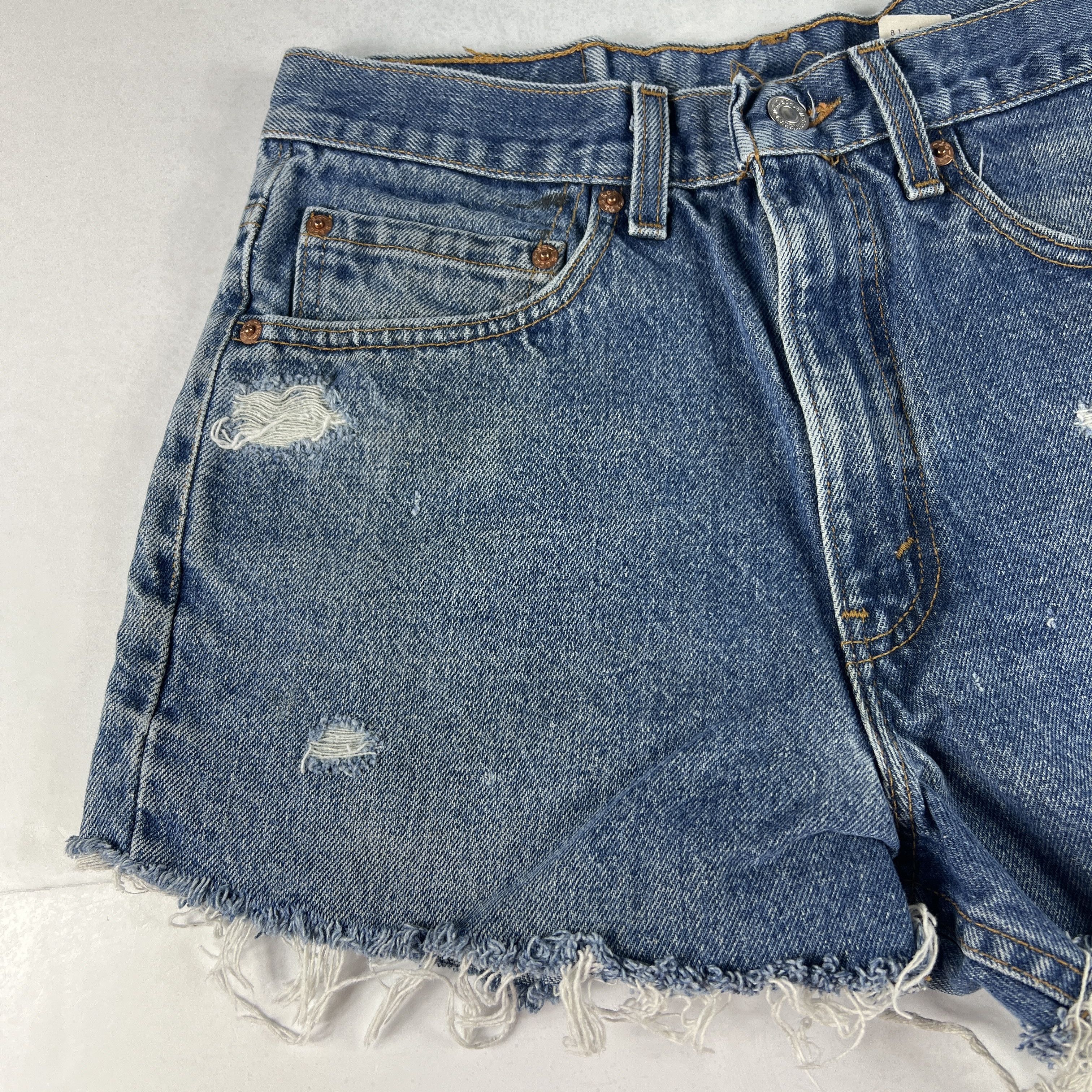 Levi's × Vintage VTG 90s Levi's Jean Shorts 517 Cut Off Thrashed Denim Jorts Size US 30 / EU 46 - 3 Thumbnail