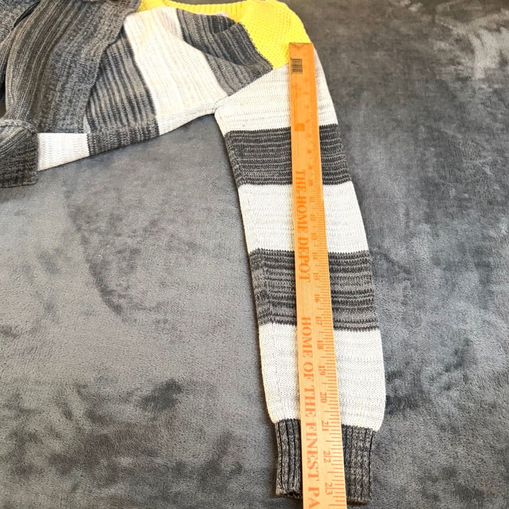 Liz Claiborne Liz Claiborne Striped Crew Neck Cotton Sweater Gray Yellow Womens M Size M / US 6-8 / IT 42-44 - 7 Thumbnail