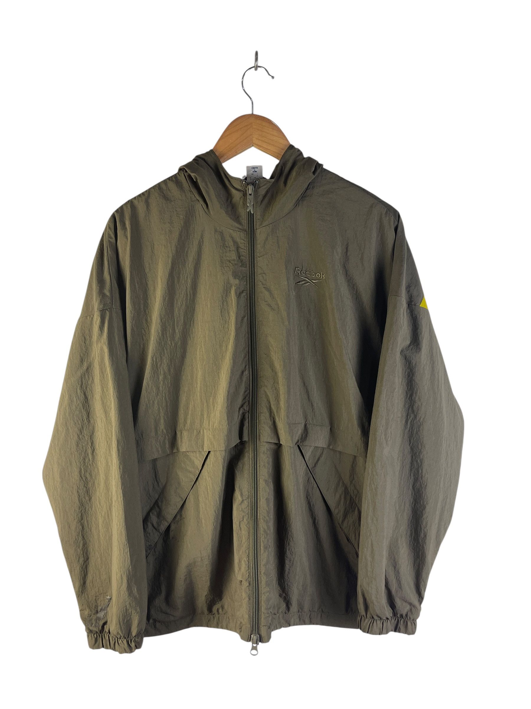 Reebok Vintage Y2K Reebok Vector Windbreaker Jacket Hooded Nylon Size US L / EU 52-54 / 3 - 2 Thumbnail