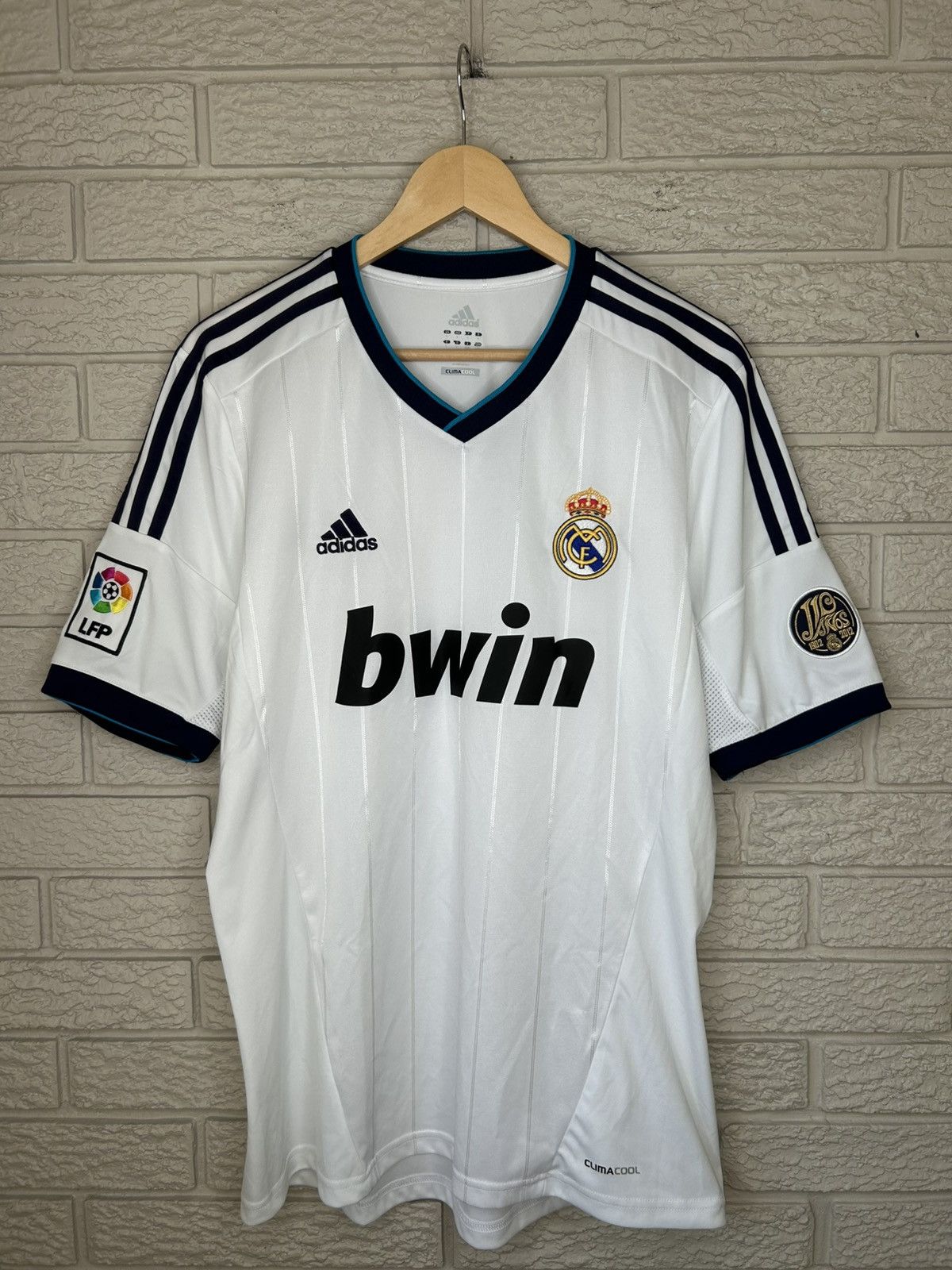 Adidas Adidas Real Madrid 2012 Home Jersey Size US L / EU 52-54 / 3 - 1 Thumbnail