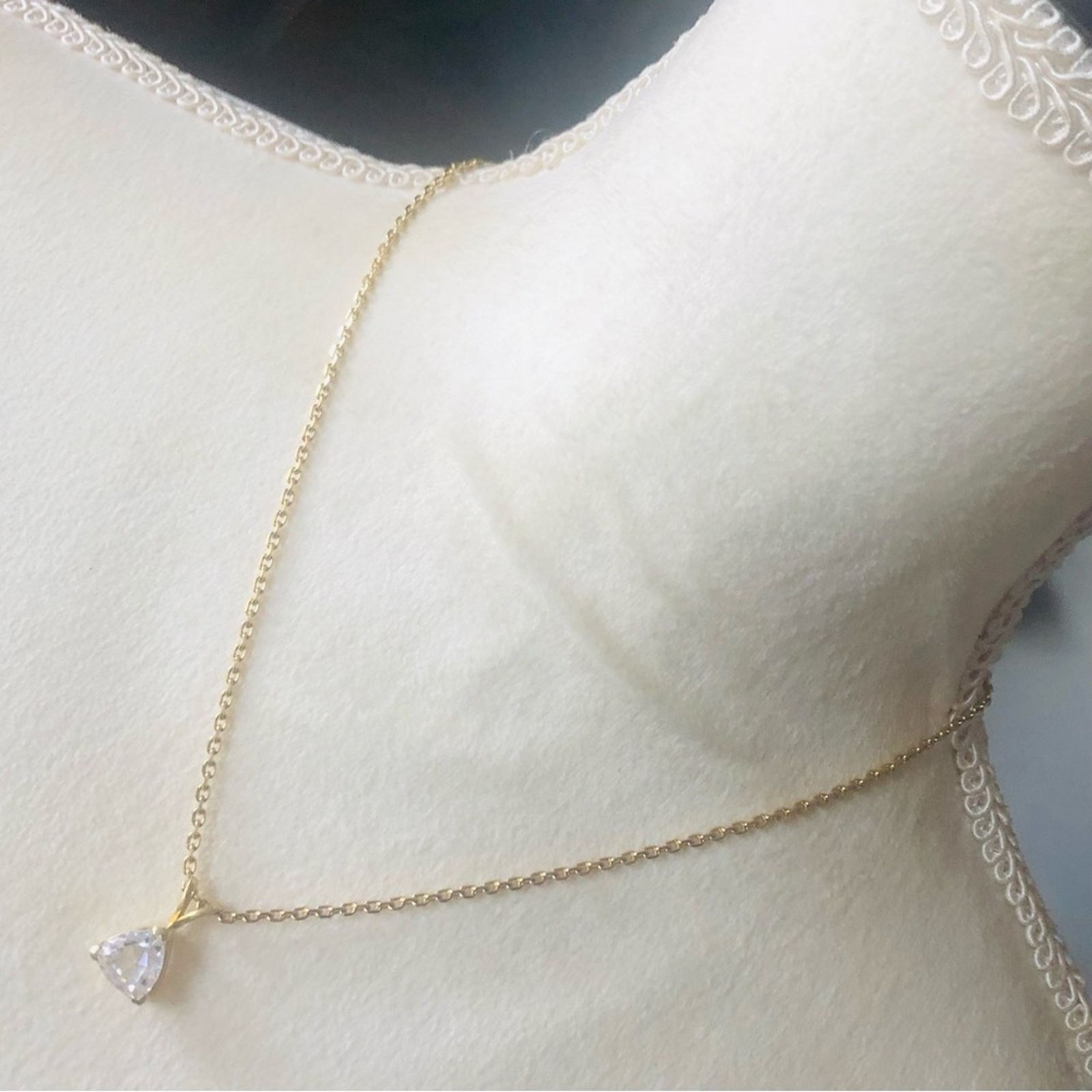 Vintage Vintage prong set triangle clear cubic zirconia necklace Size ONE SIZE - 7 Thumbnail