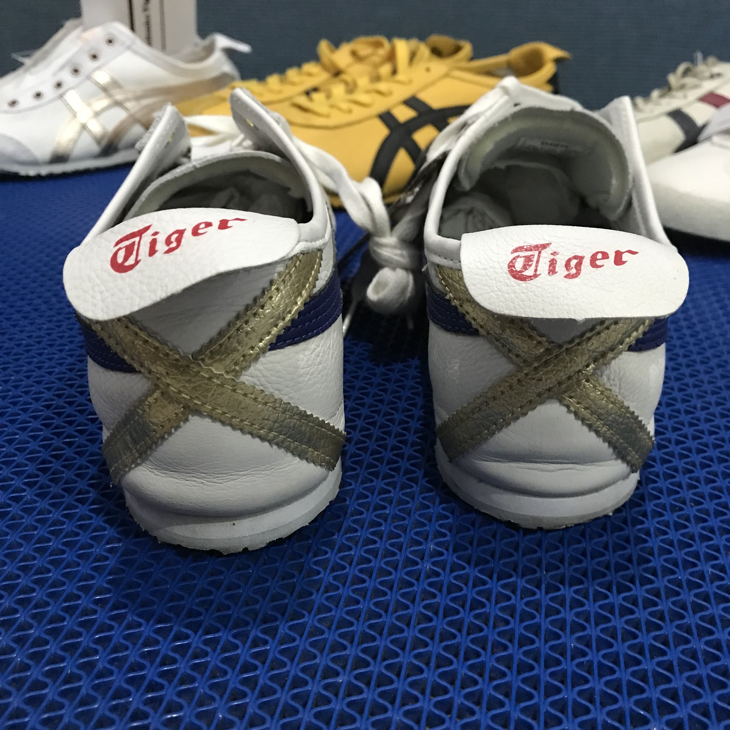 Onitsuka Tiger Onitsuka Tiger Mexico 66 'White Dark Blue Gold D507L Size US 11.5 / EU 44-45 - 12 Thumbnail