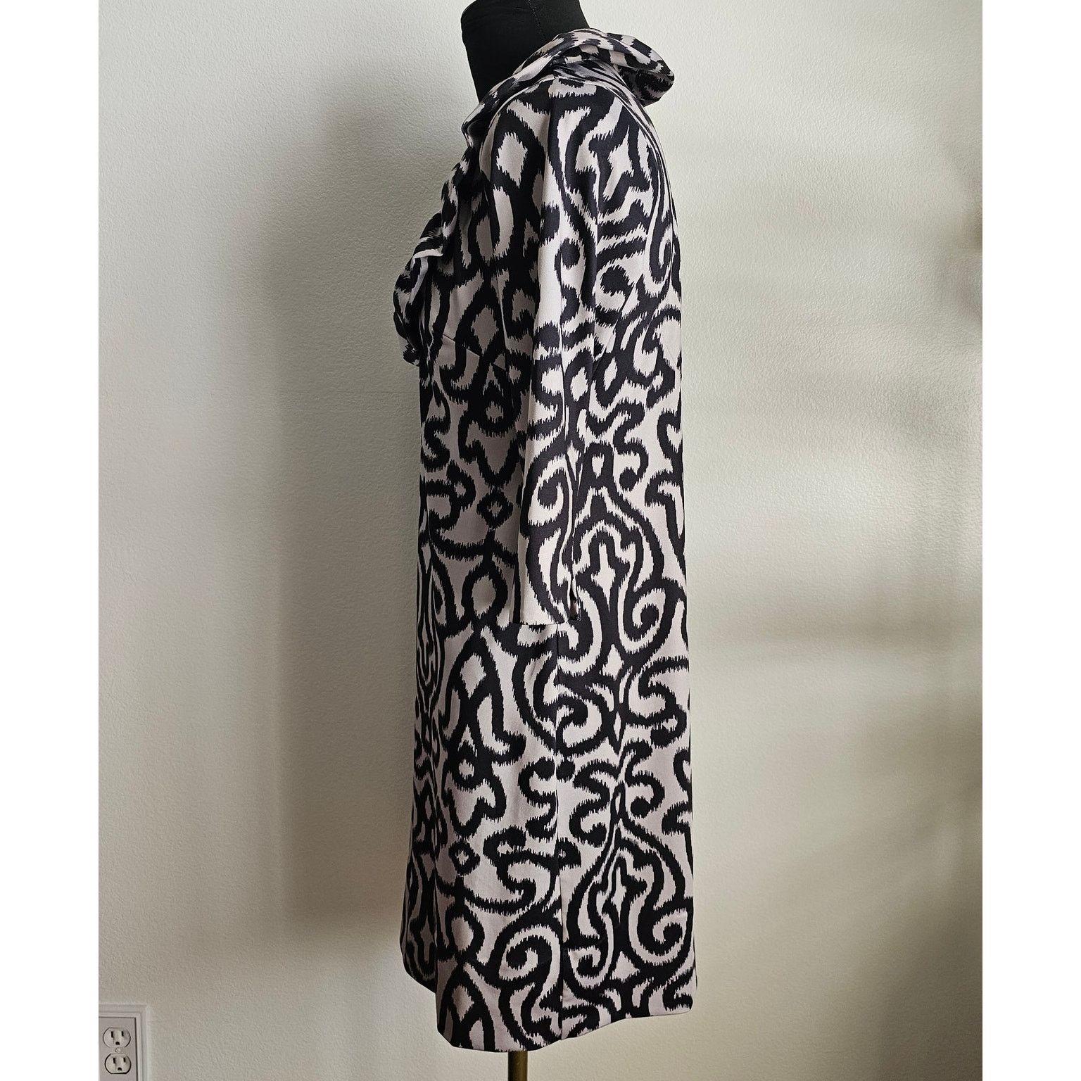 Gretchen Scott GRETCHEN SCOTT Ruffle Neck Casual Shift Arabesque Dress XS Size XS / US 0-2 / IT 36-38 - 4 Thumbnail