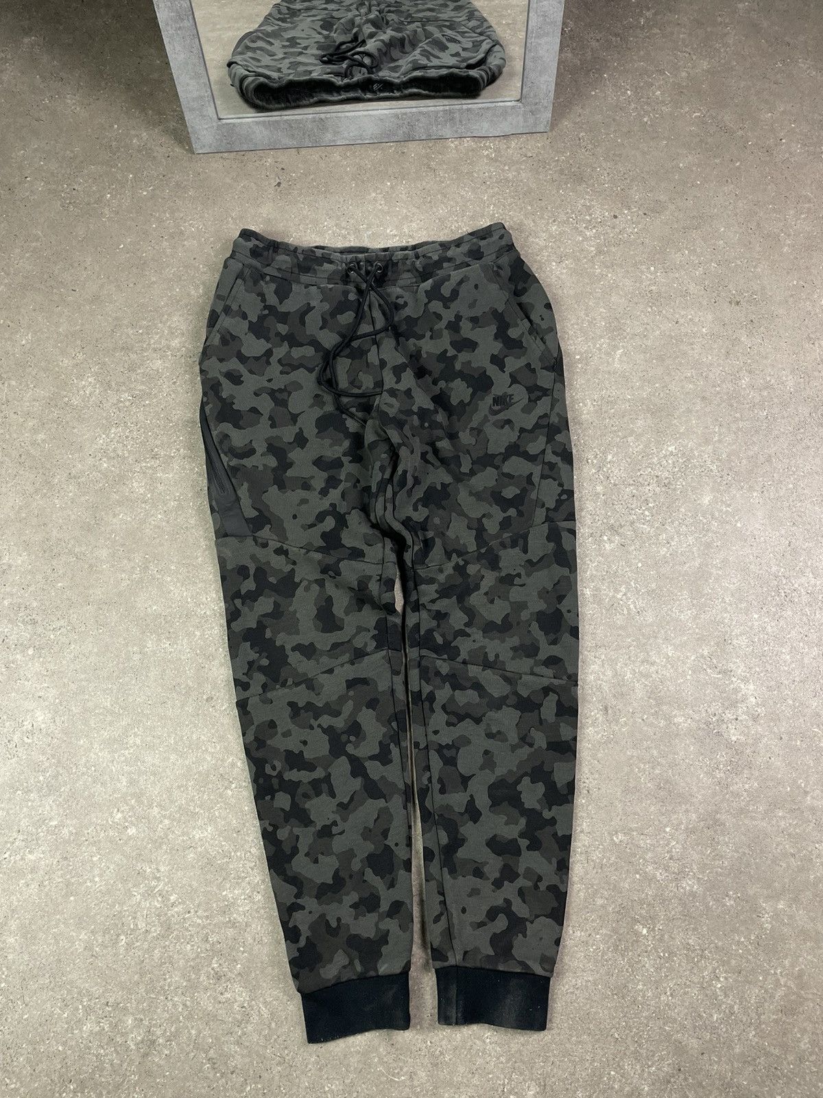 Nike Nike tech fleece camo pants drill hip hop Size US 32 / EU 48 - 1 Thumbnail