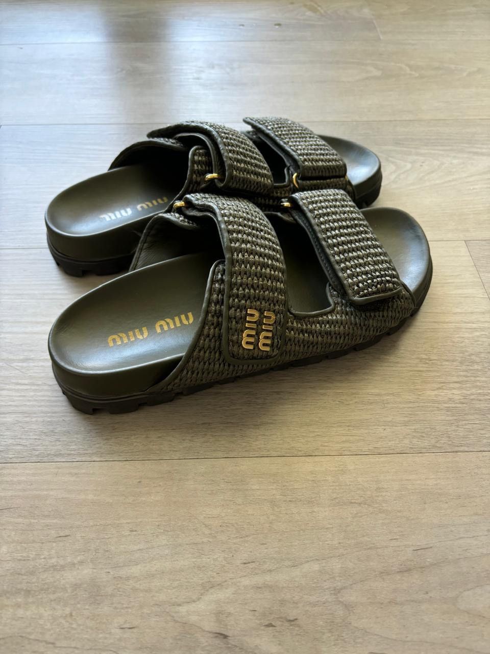 Miu Miu Miu Miu Raffia-effect woven fabric slides Size US 8.5 / IT 38.5 - 3 Thumbnail