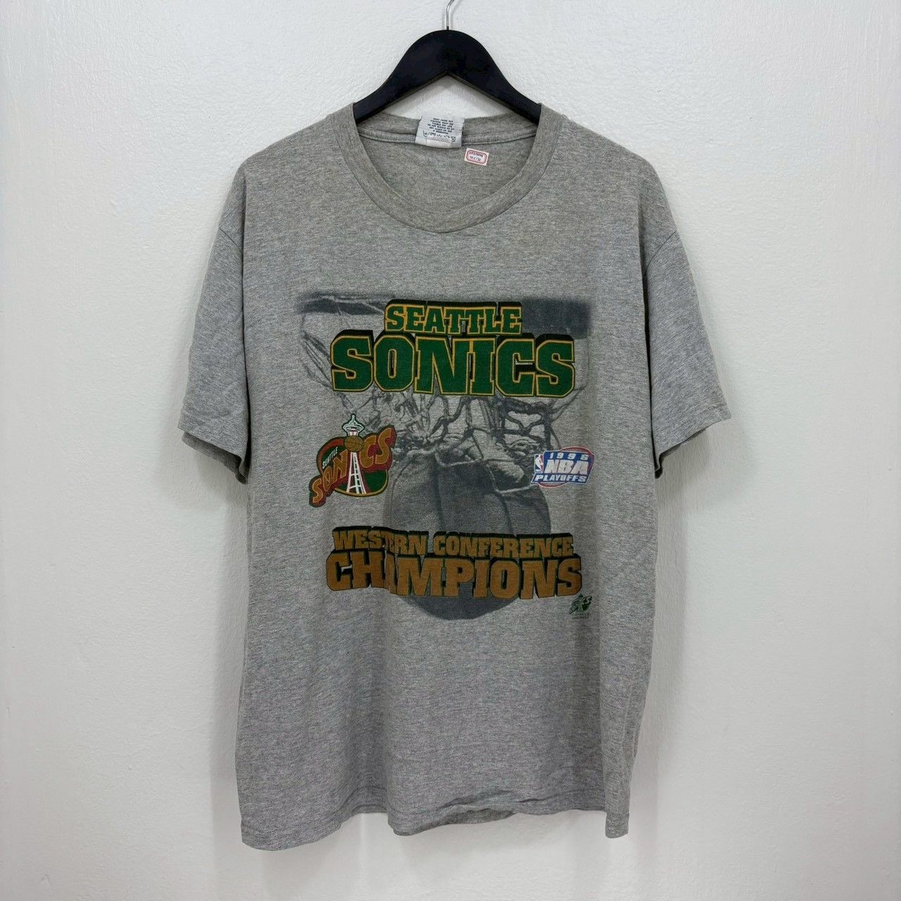 Vintage Vintage Seattle Sonics shirt size L wts03 Size US L / EU 52-54 / 3 - 2 Thumbnail