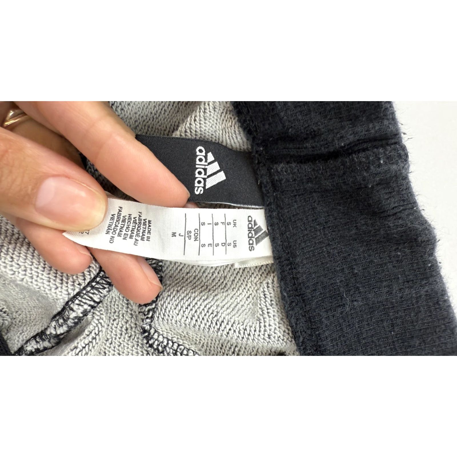 Adidas Adidas Shorts Mens Medium Black Gray Floral Pattern Drawstring Athletic Gym Size US 31 - 3 Thumbnail