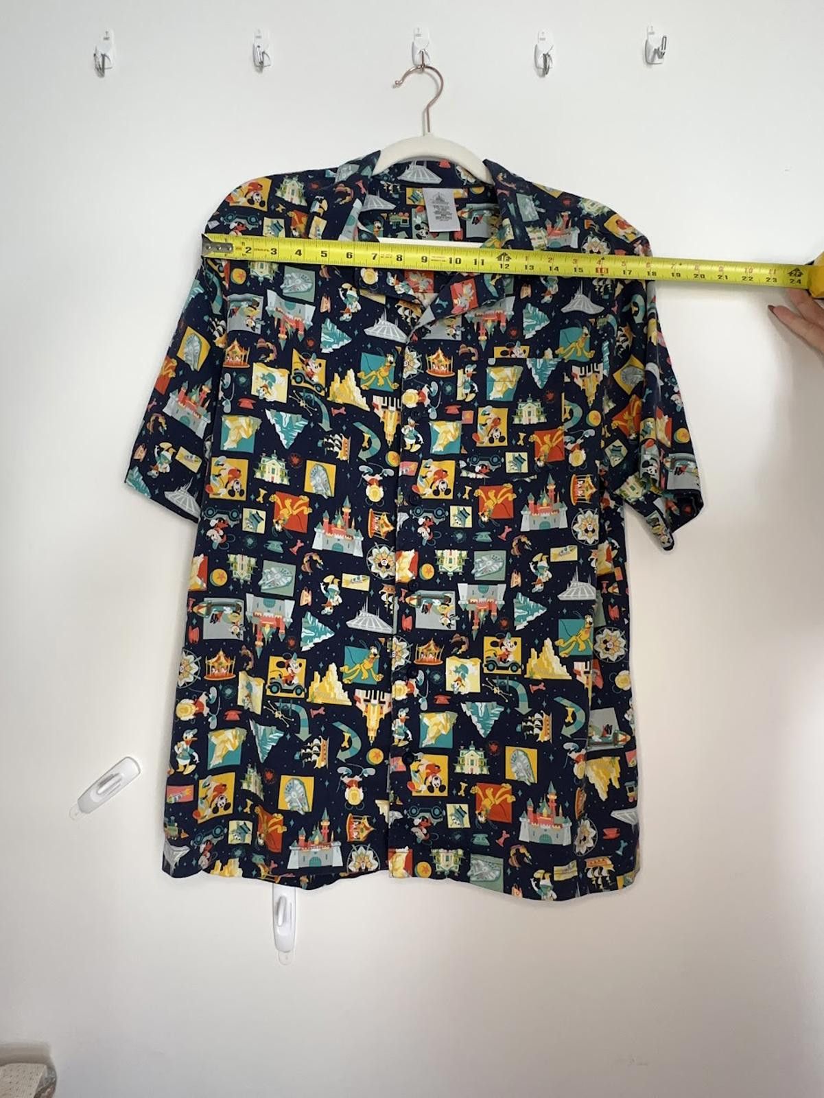 Disney Disney Vintage Style Button Up - Sz. Men's M Size US M / EU 48-50 / 2 - 3 Thumbnail