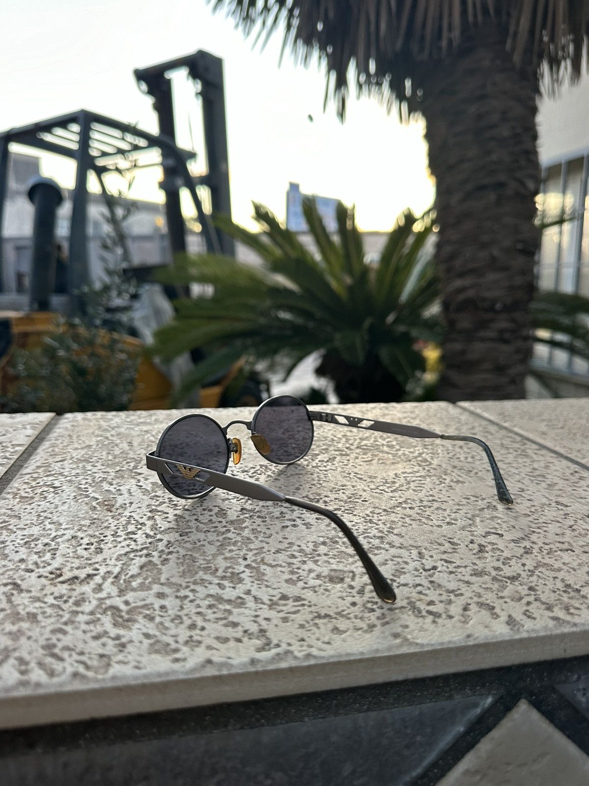 Giorgio Armani Giorgio Armani Sunglasses Vintage Silver 1990s Size ONE SIZE - 4 Thumbnail
