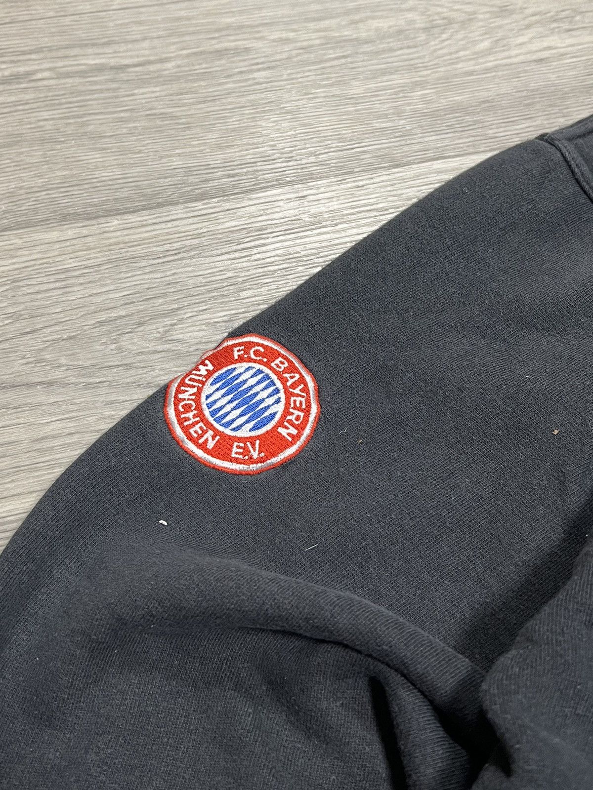Adidas × Vintage Adidas F. C. Bayern vintage 90’s retro sweatshirt Size US XL / EU 56 / 4 - 5 Thumbnail
