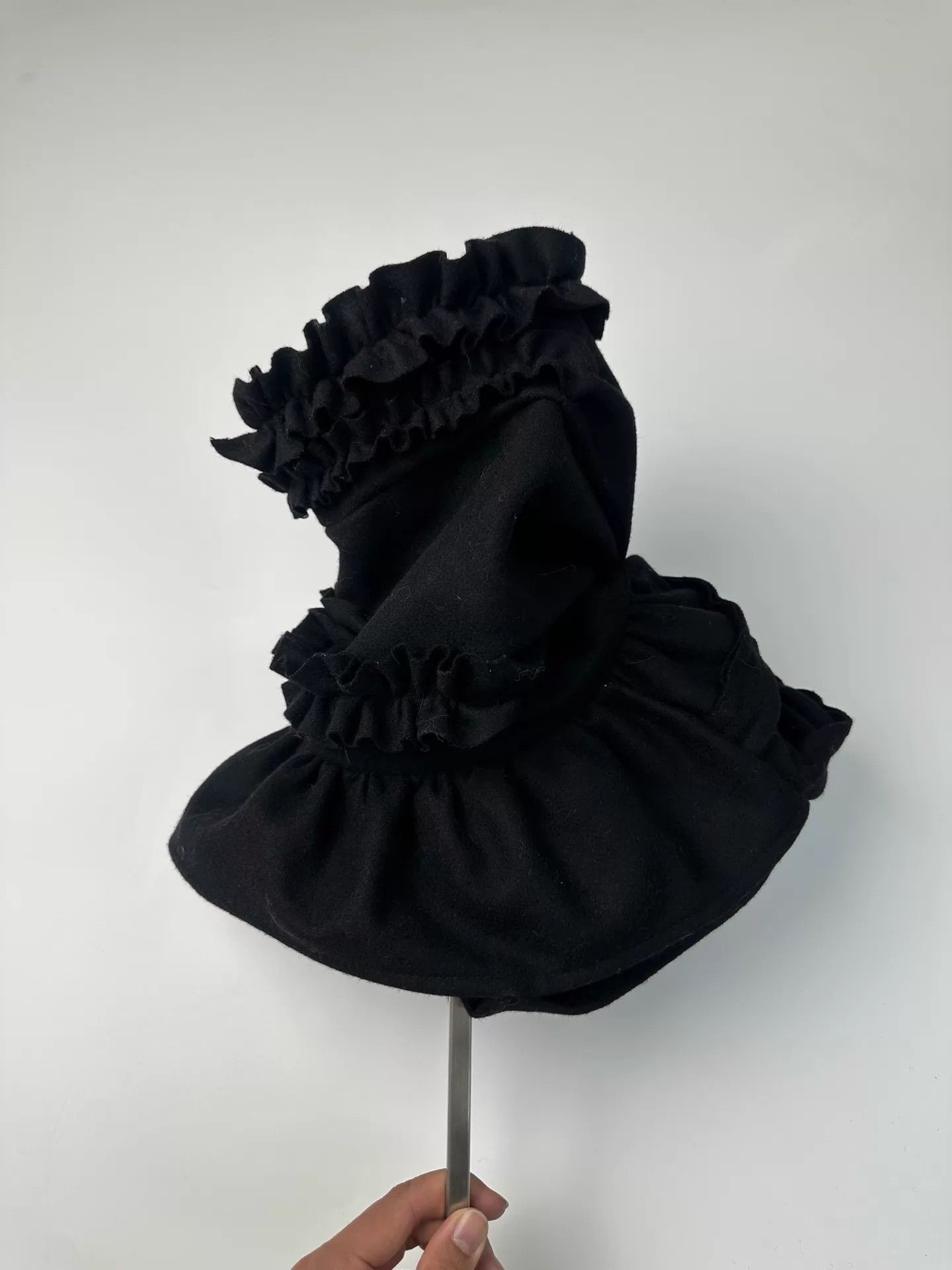 Comme des Garcons Comme des Garcons 2008 Twisted Ruffle Witch Hat Size ONE SIZE - 8 Thumbnail