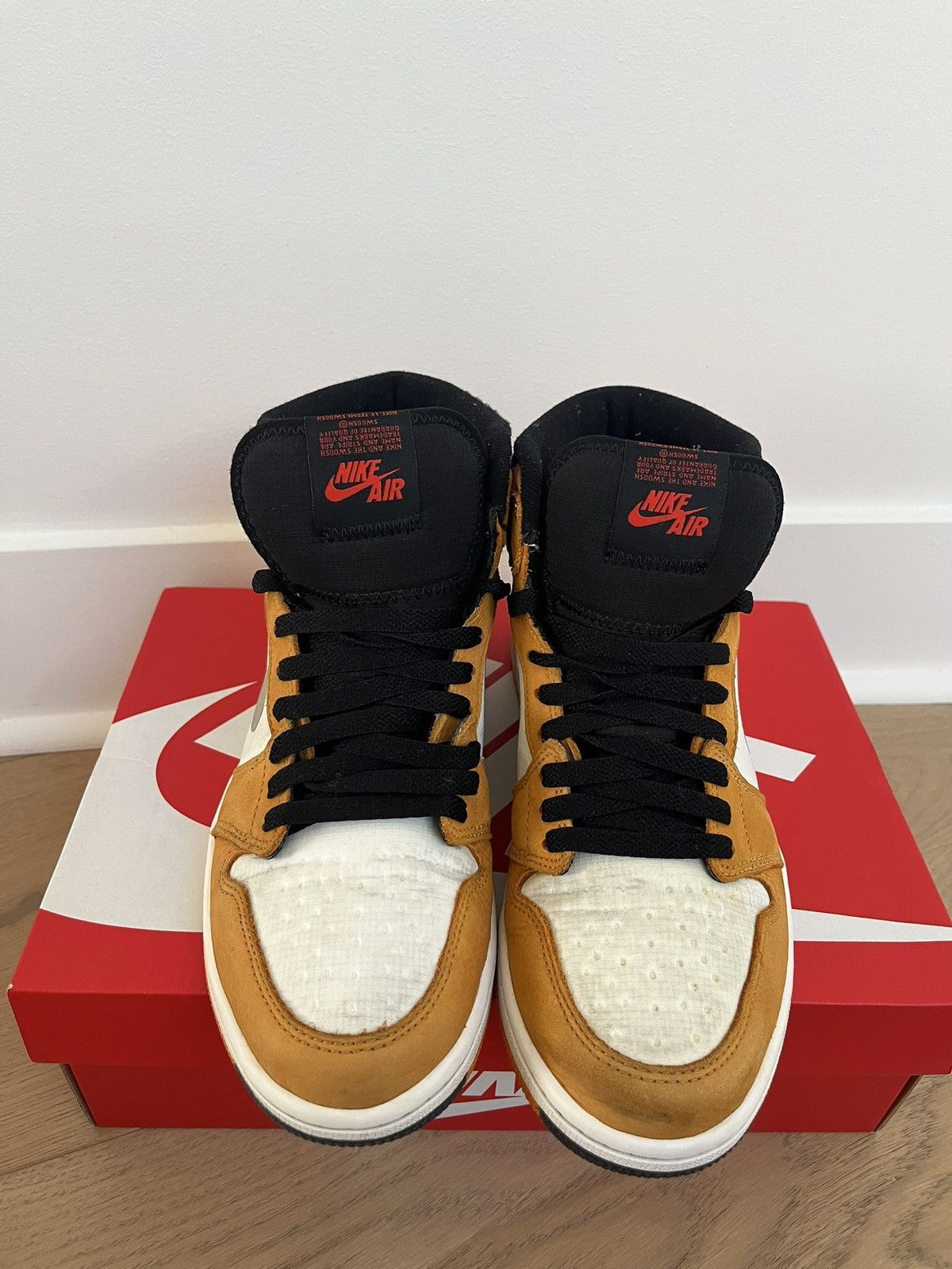 Jordan Brand Jordan 1 High Goretex Size US 8 / EU 41 - 2 Thumbnail
