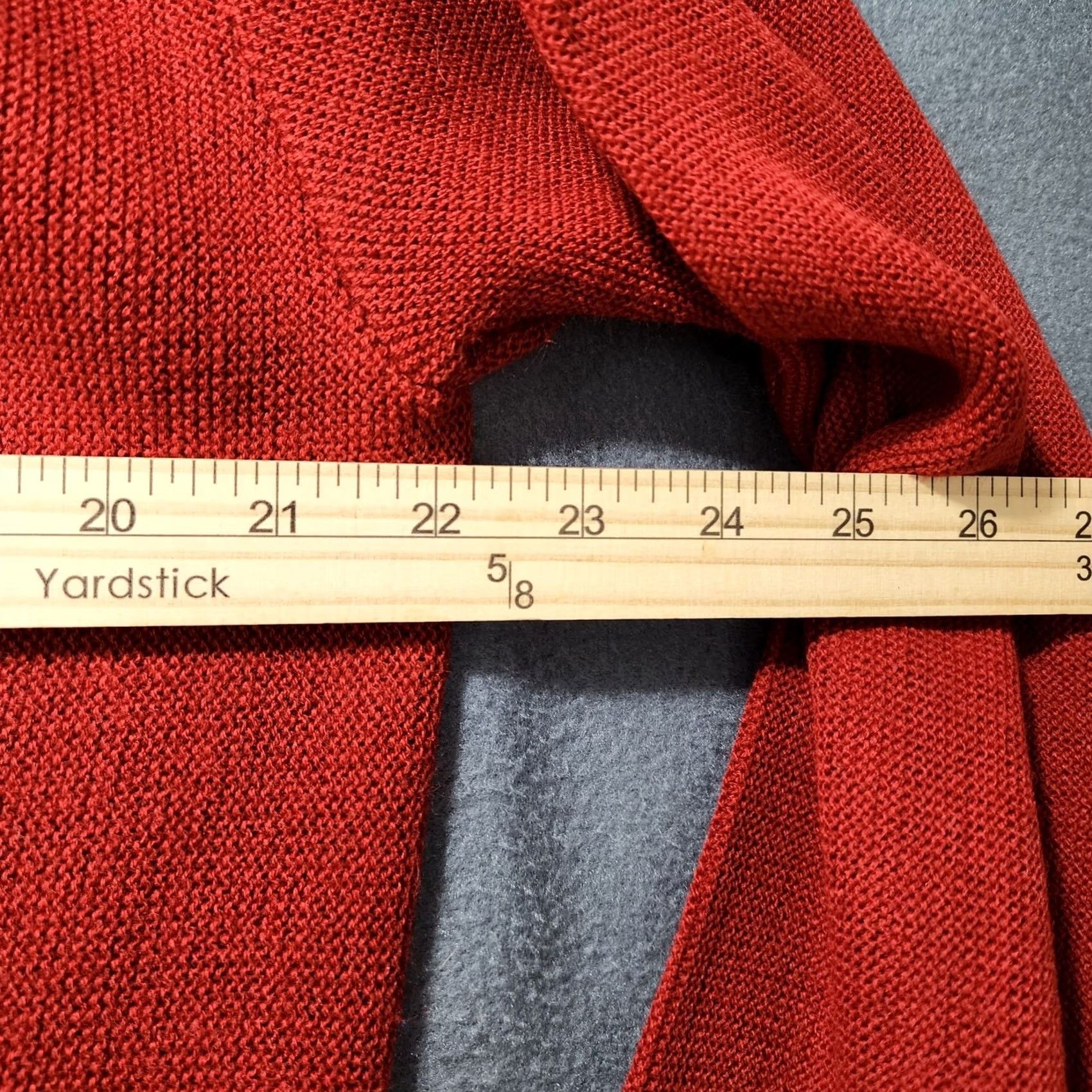 Izod VINTAGE Izod Golf Cardigan Sweater XL Men Red Acrylic V-Neck Long Sleeve 90s Y2k Bricks Red Sweater Mens Size US XL / EU 56 / 4 - 5 Thumbnail
