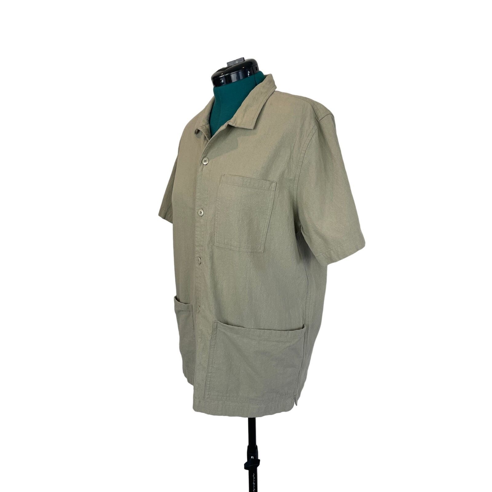Bdg BDG Khaki Button Up, Size L Size US L / EU 52-54 / 3 - 2 Thumbnail