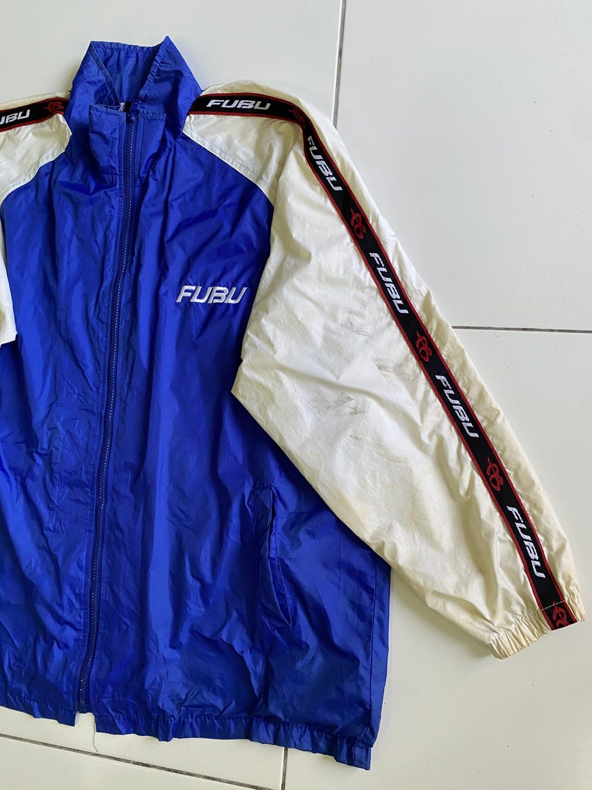 Fubu × Rap Tees Vintage Fubu Sports Spell out Windbreaker Jacket Size US L / EU 52-54 / 3 - 6 Thumbnail