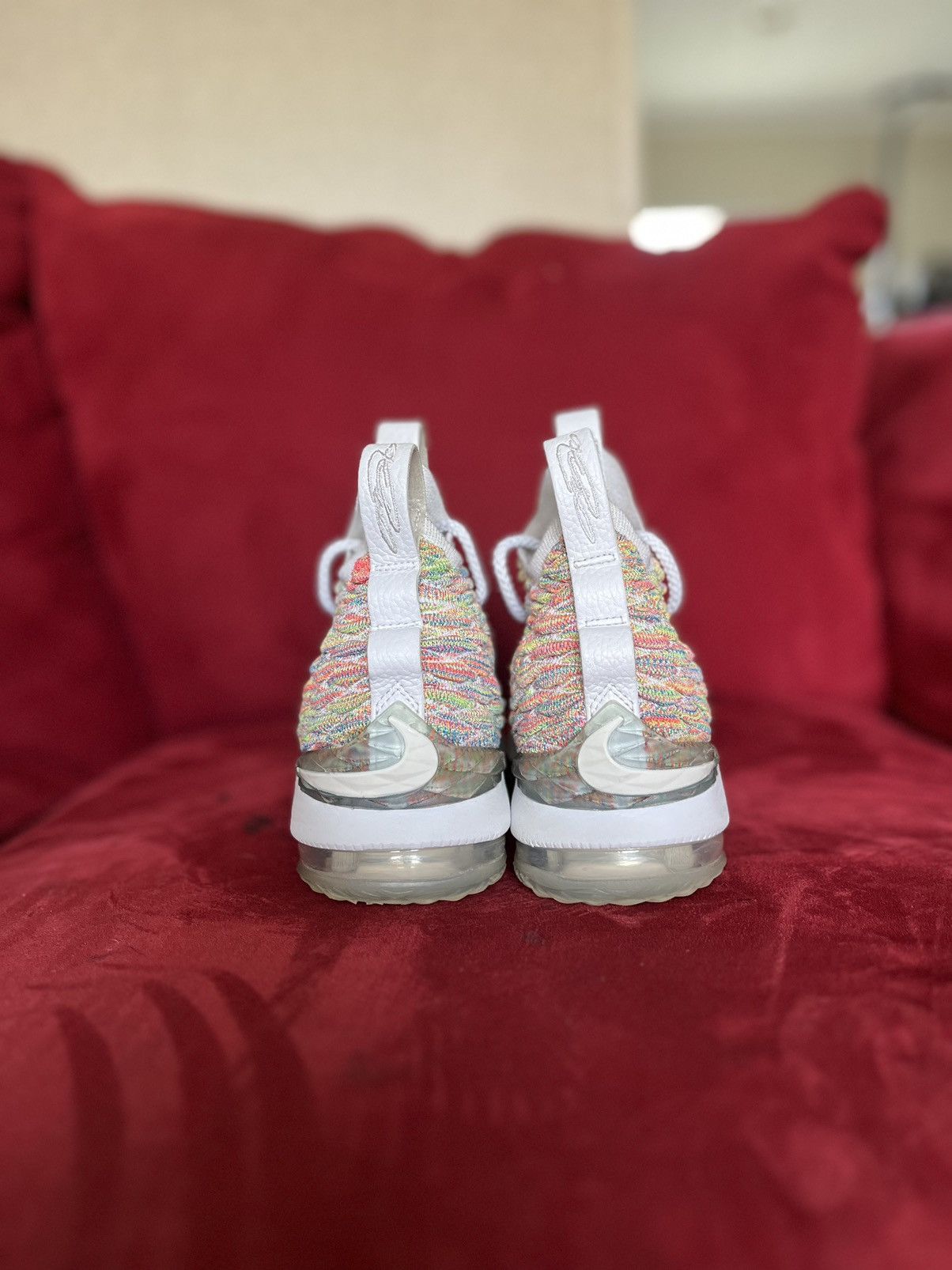 Nike Nike Lebron 15 Fruity Pebbles Size US 5.5 / IT 35.5 - 4 Thumbnail