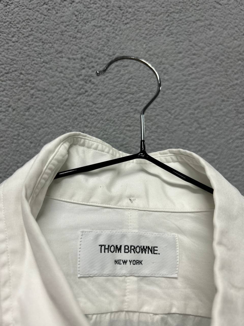 Thom Browne Thom Browne mens white shirt 4 / XL made in USA Size US XL / EU 56 / 4 - 4 Thumbnail