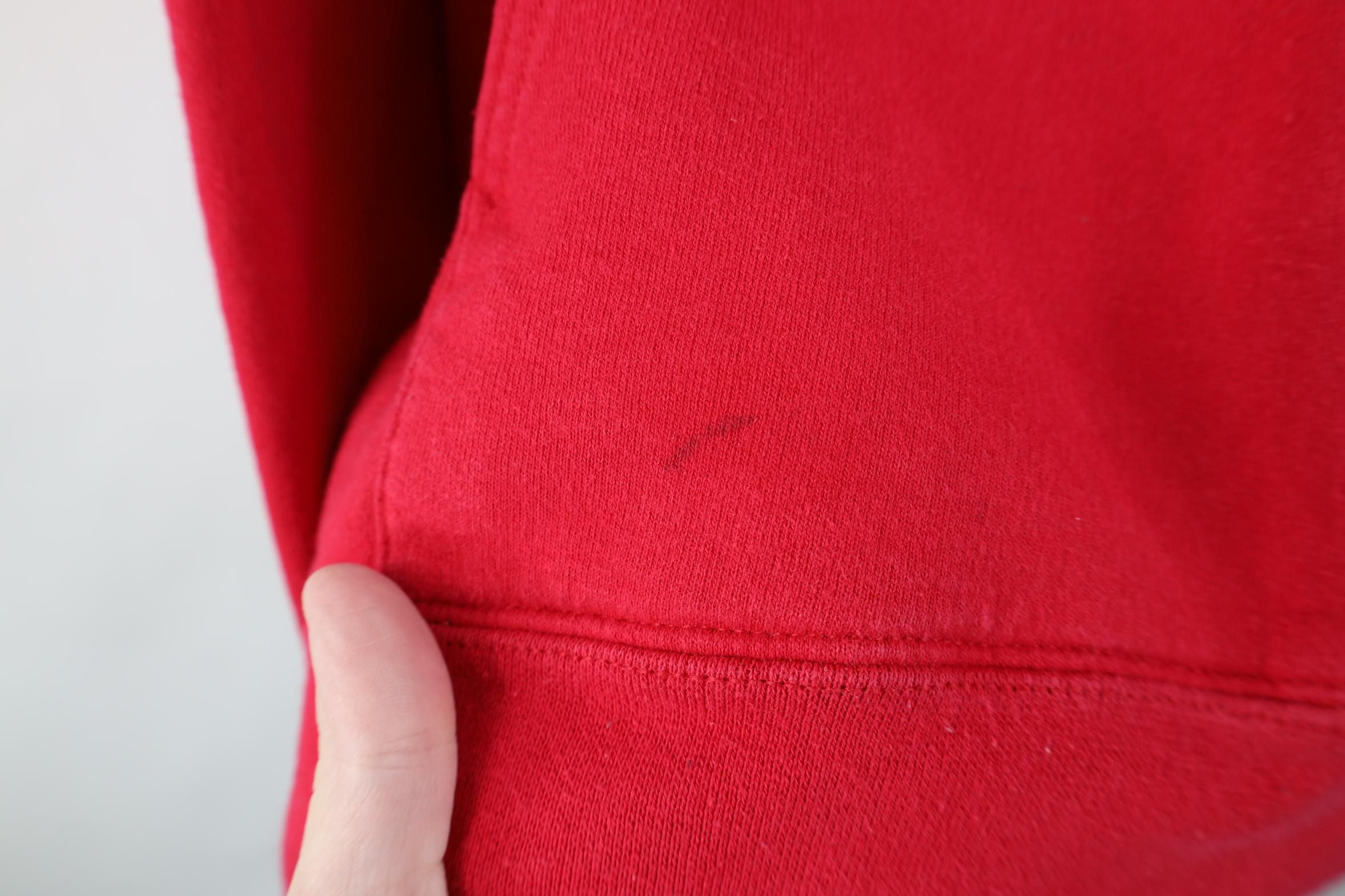 Vintage Vintage 90s Y2K Streetwear Heavyweight Hoodie Sweatshirt Red Size US S / EU 44-46 / 1 - 6 Thumbnail