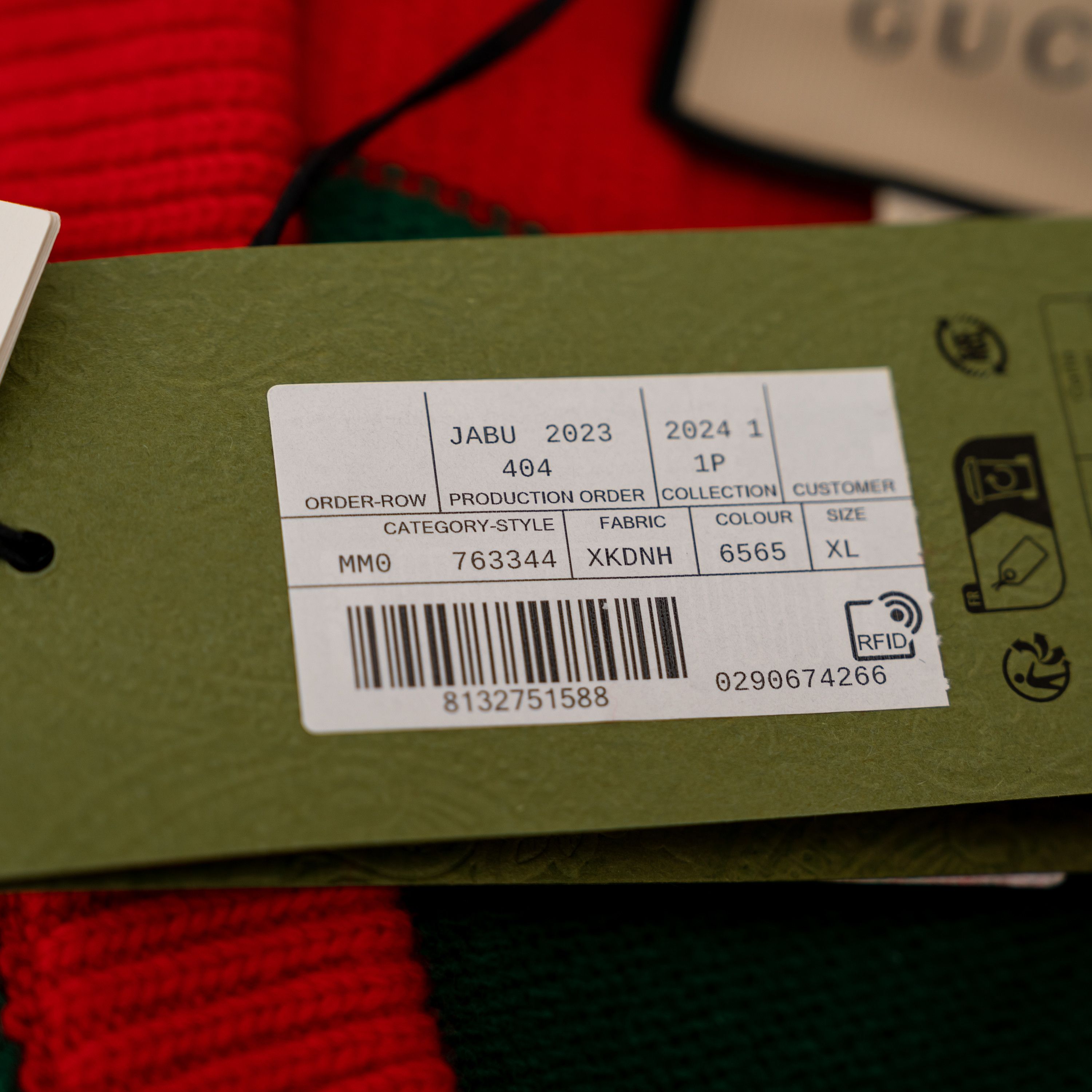 Gucci XL - Gucci Striped V-neck Felted Wool Sweater Red Green Size US XL / EU 56 / 4 - 6 Thumbnail