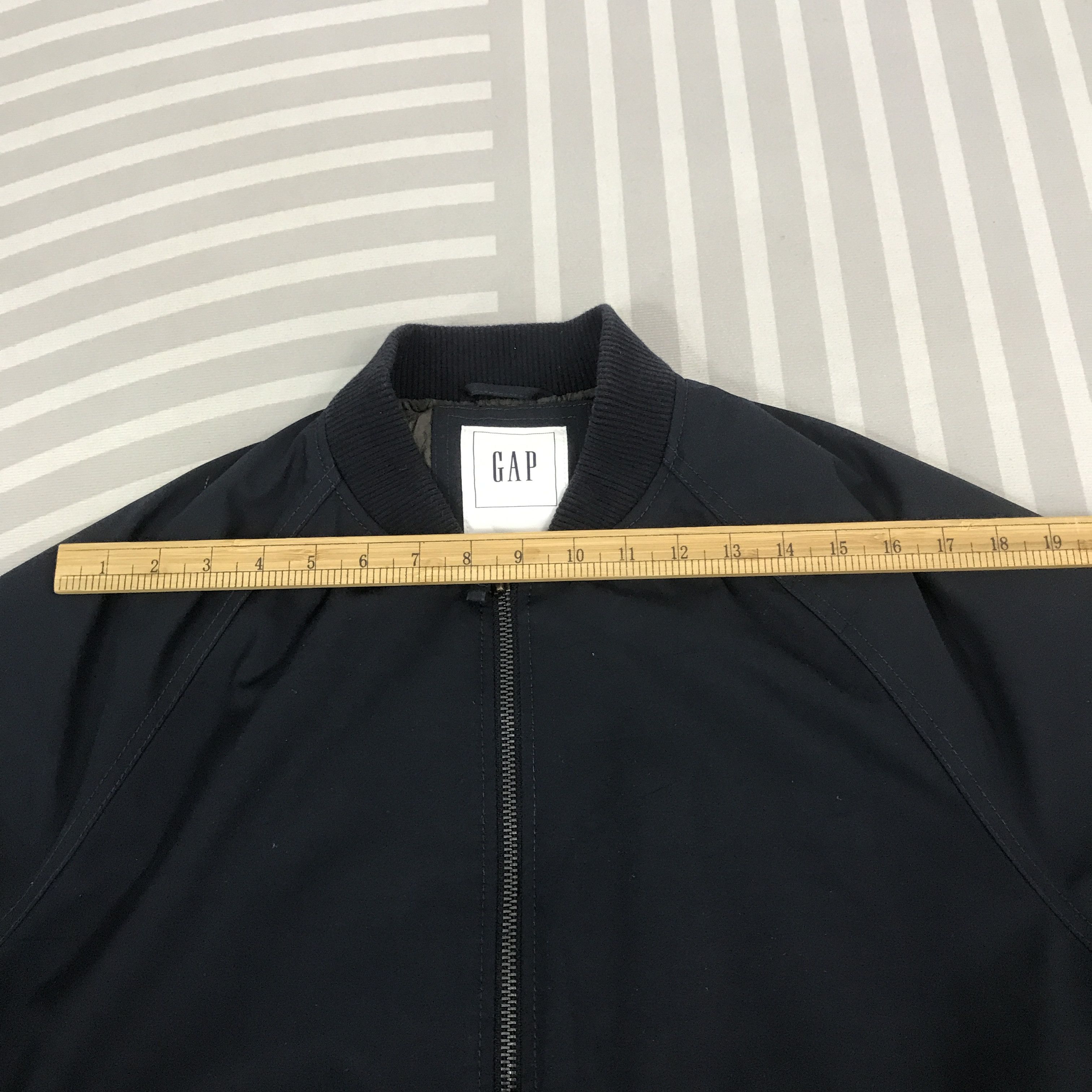 Gap Vintage Gap Bomber Navy Jacket Size US S / EU 44-46 / 1 - 5 Thumbnail