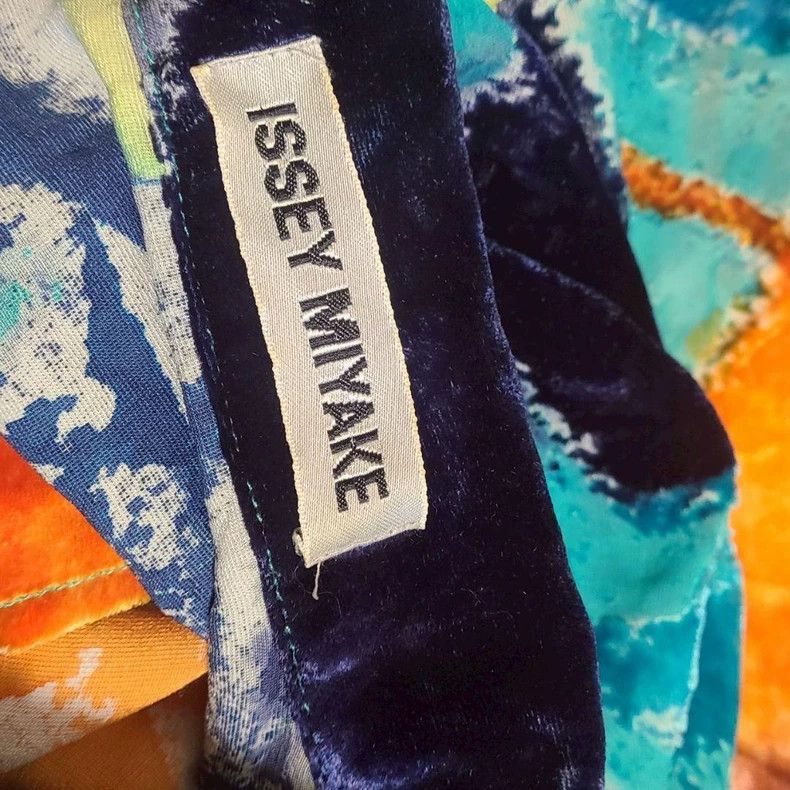 Issey Miyake Issey Miyake Blue silk blended floral cardigan Size M / US 6-8 / IT 42-44 - 8 Thumbnail