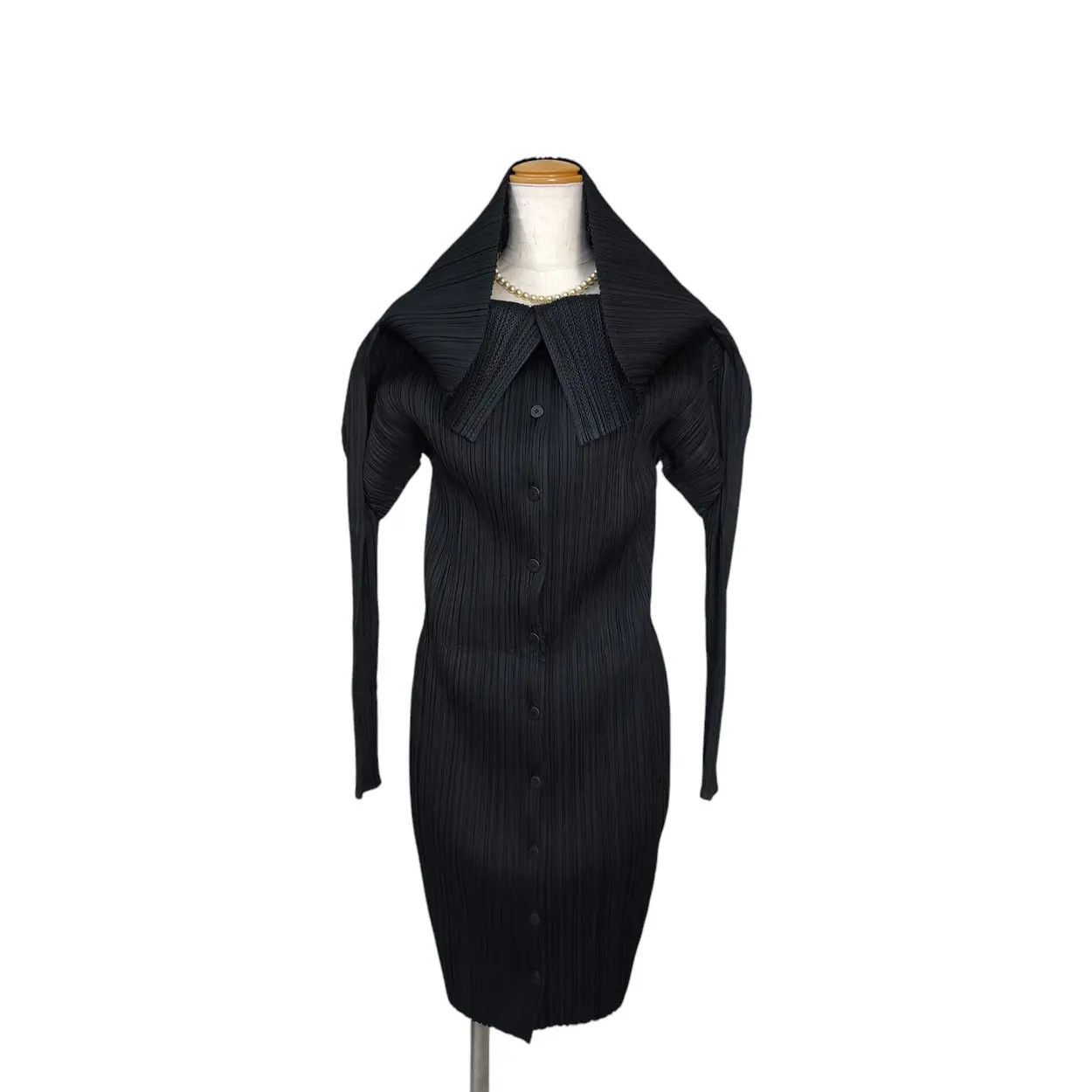 Issey Miyake Pleats Please Issey Miyake Size ONE SIZE - 1 Thumbnail