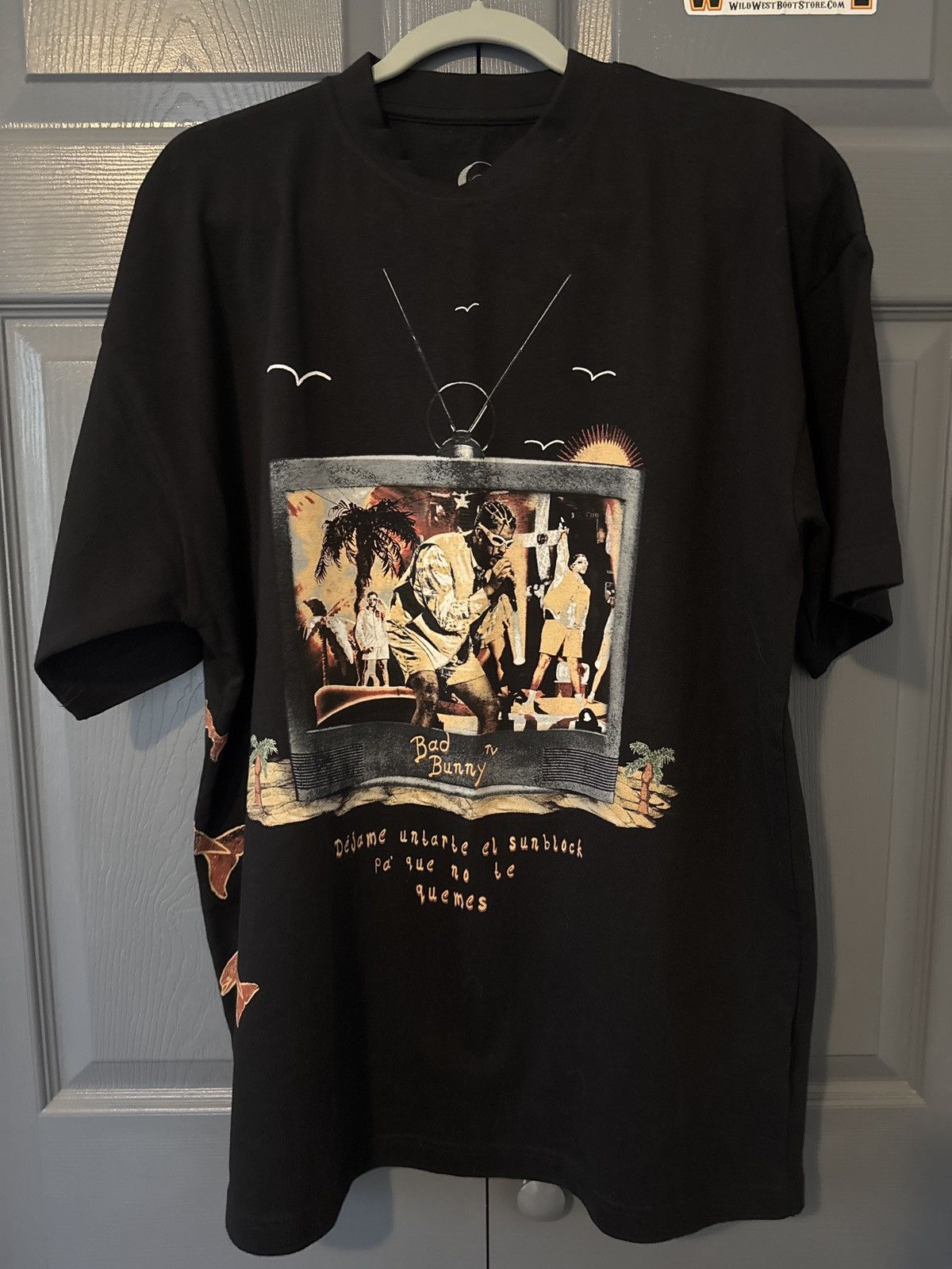 Other Bad Bunny ‘UVST’ Tee Size US L / EU 52-54 / 3 - 1 Thumbnail
