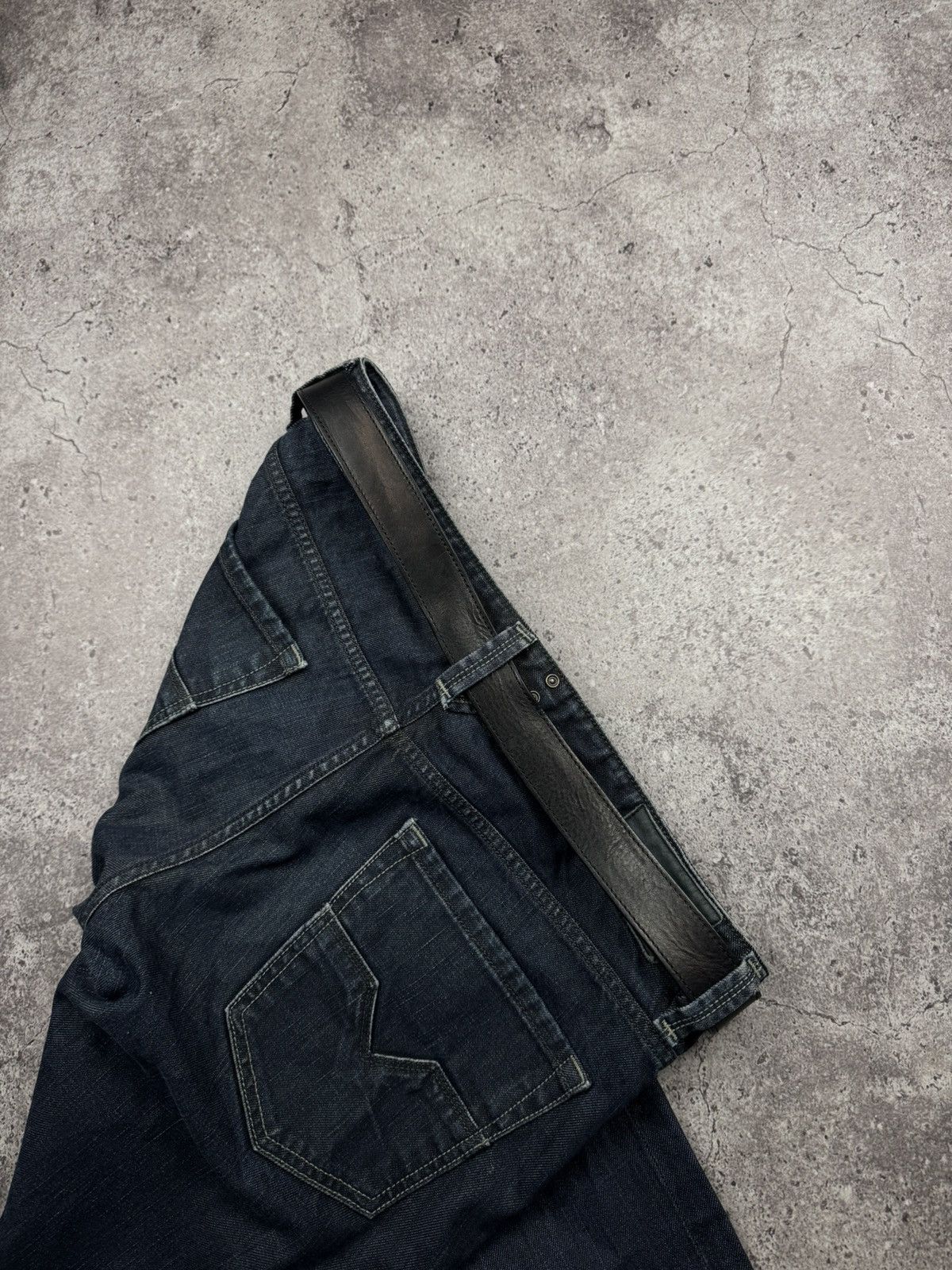 Armani Vintage Armani Jeans Leather Black Belt Rare Buckle Logo Size ONE SIZE - 5 Thumbnail