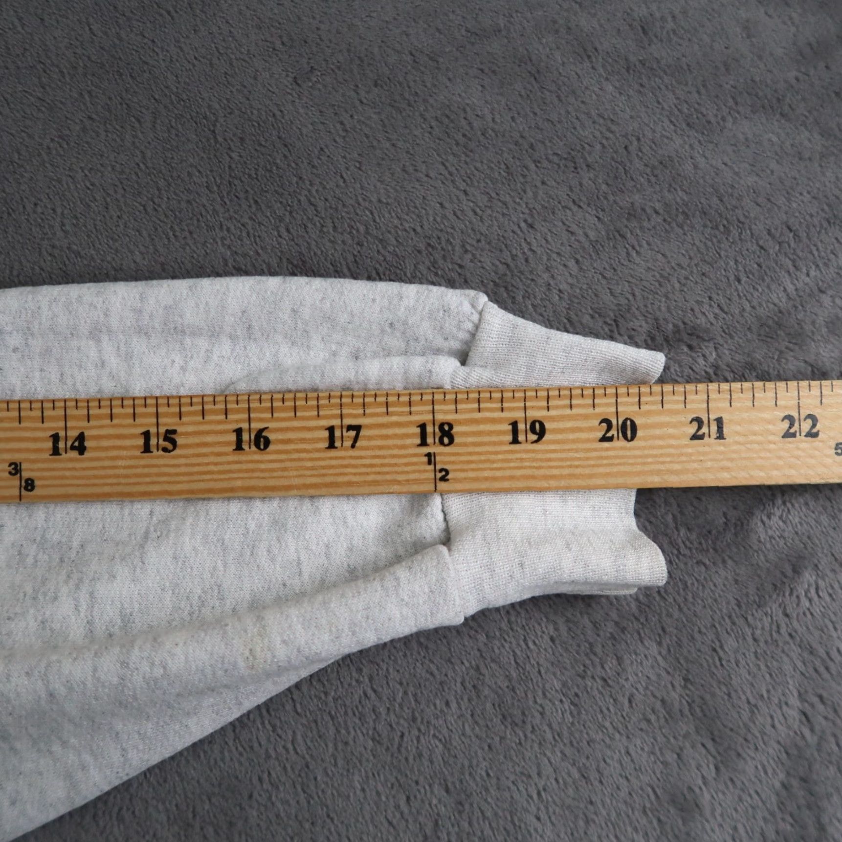 Hanes VINTAGE Hanes 90s Papas And Beer Sweatshirt Pullover Crewneck Adult Large Gray Graphic Print Mens Size US L / EU 52-54 / 3 - 6 Thumbnail