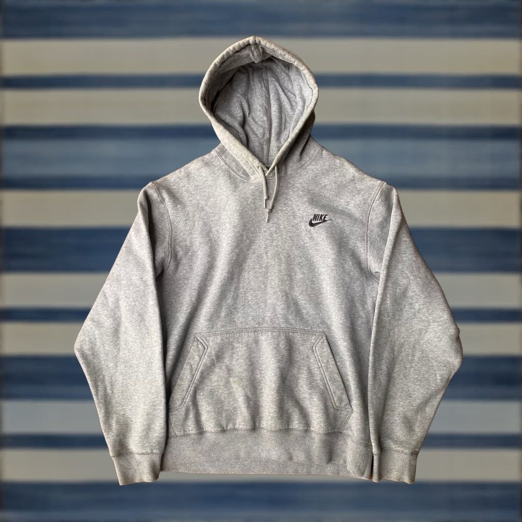 Nike VINTAGE Nike Hoodie Heather Gray Embroidered Logo Pullover Medium Mens Sweatshirt Y2K 2000’s Streetwear Hype Size US M / EU 48-50 / 2 - 1 Thumbnail