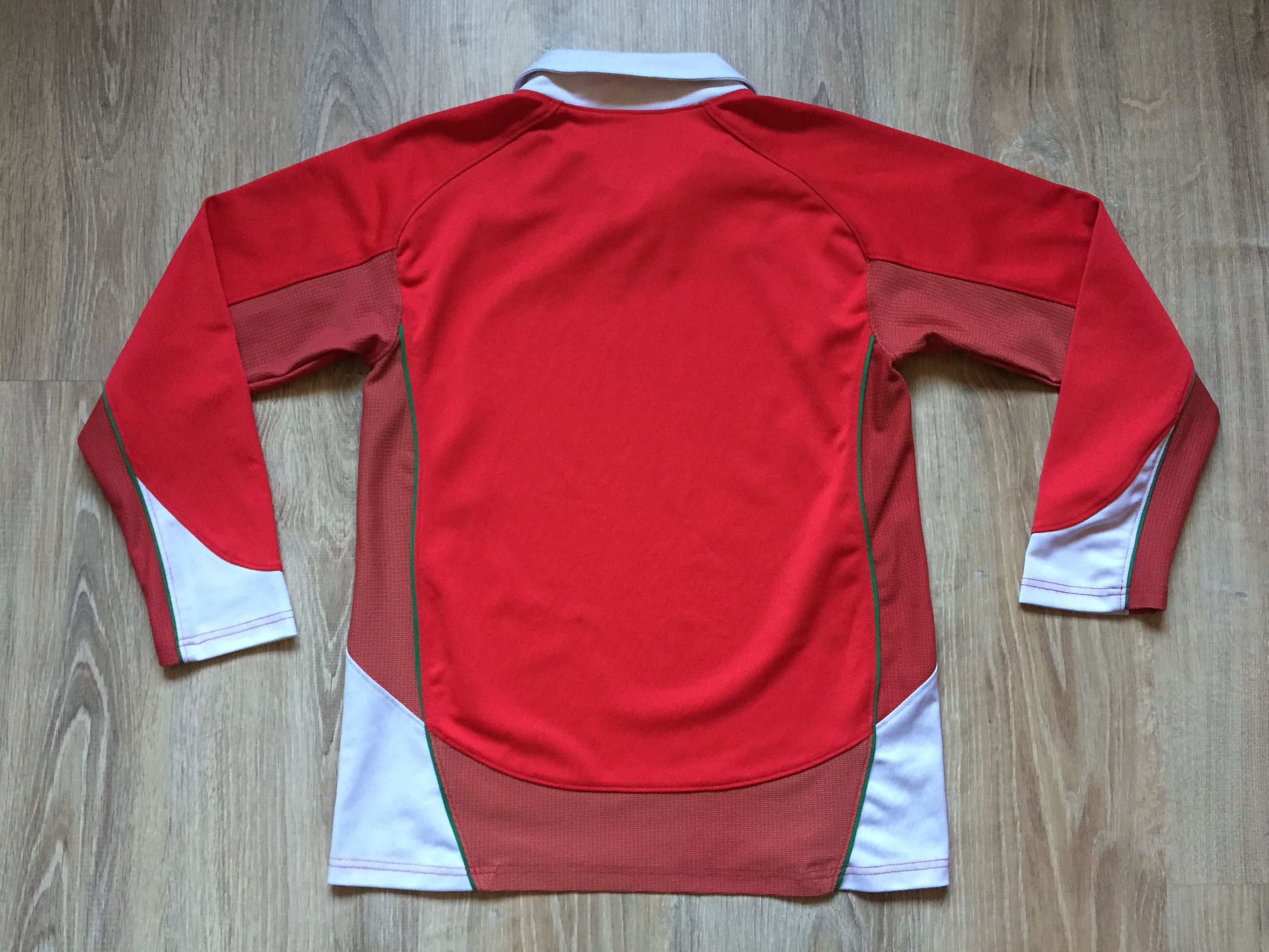Under Armour × Vintage Under Armour Wales Rugby Union Home Youth Jersey Size US XXS / EU 40 - 6 Thumbnail