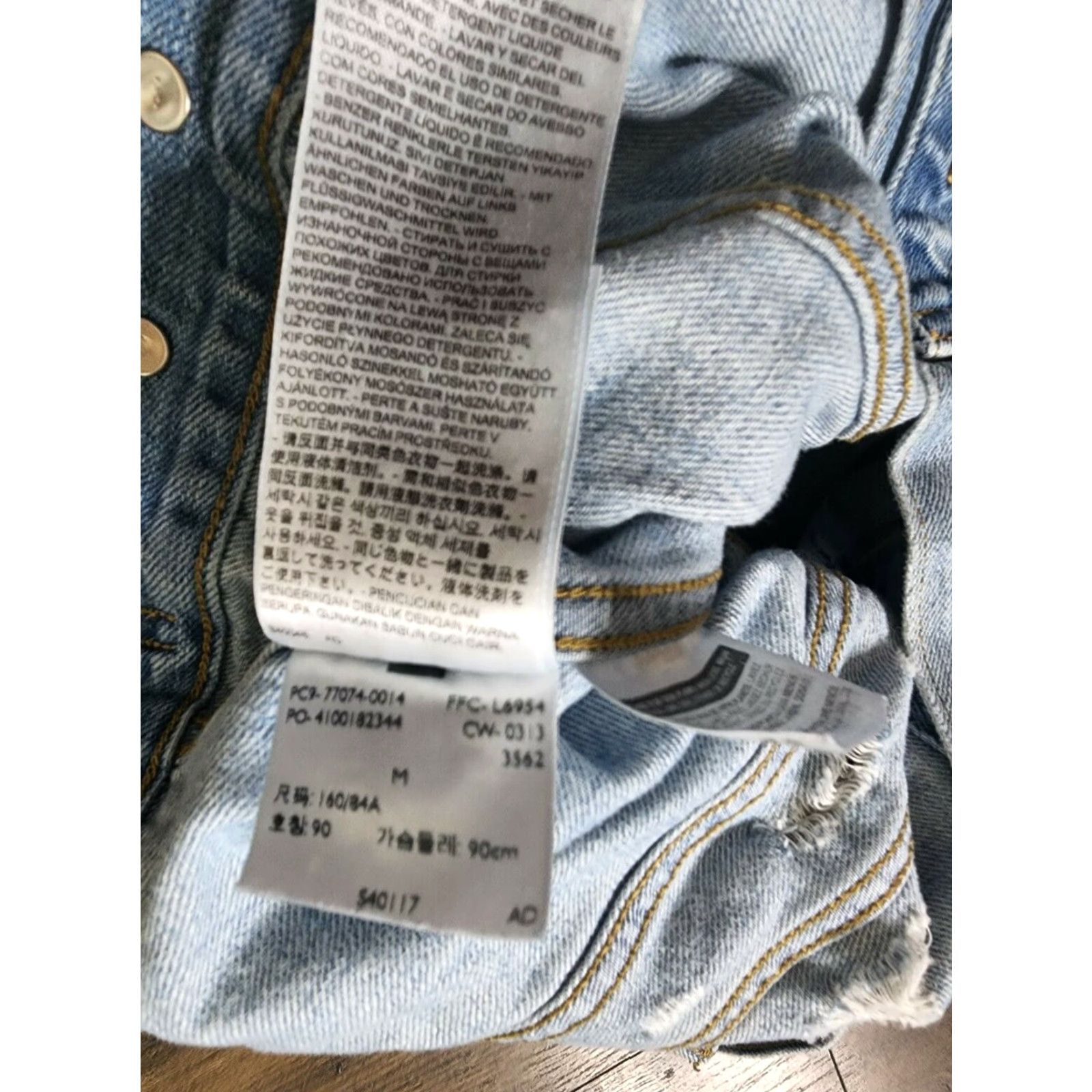 Levi's Levi's Womens Denim Vest Sleeveless Punk Rockabilly Sz M Blue Casual Denim Top Size M / US 6-8 / IT 42-44 - 4 Thumbnail
