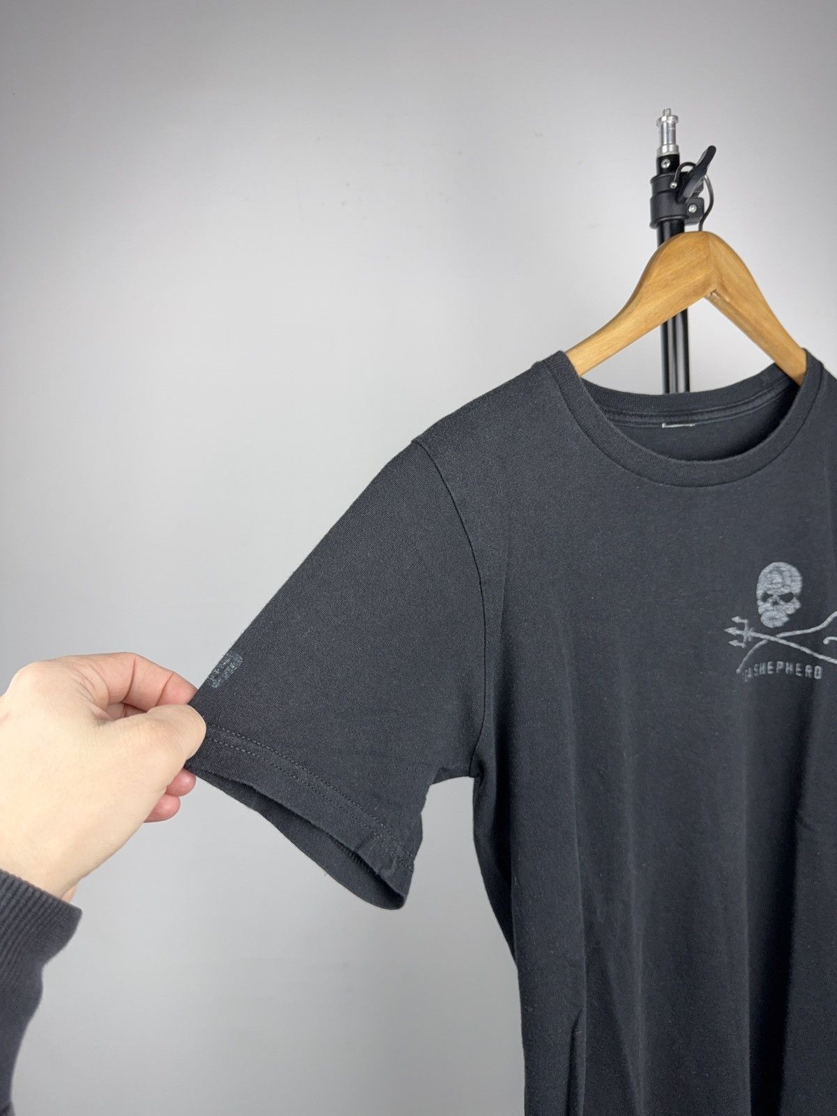Vintage 00s Sea Shepherd Skull Trident Graphic T-Shirt Activist Tee Size US XS / EU 42 / 0 - 4 Thumbnail