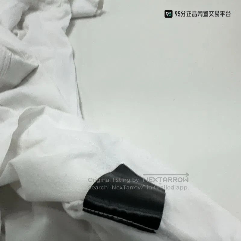 Ermenegildo Zegna Ermenegildo Zegna Embroidered Logo Crew Neck T. Size US S / EU 44-46 / 1 - 3 Thumbnail