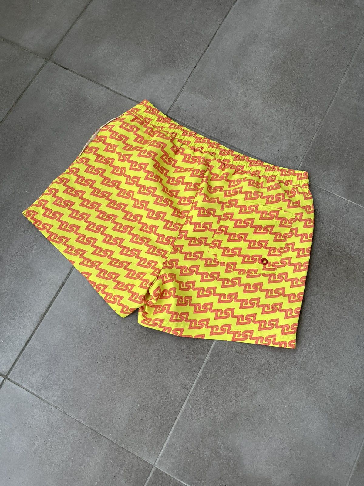 Diesel !DS! SS23 Diesel BMBX-Nico Boxer Monogram Yellow Shorts Size US 32 / EU 48 - 6 Thumbnail