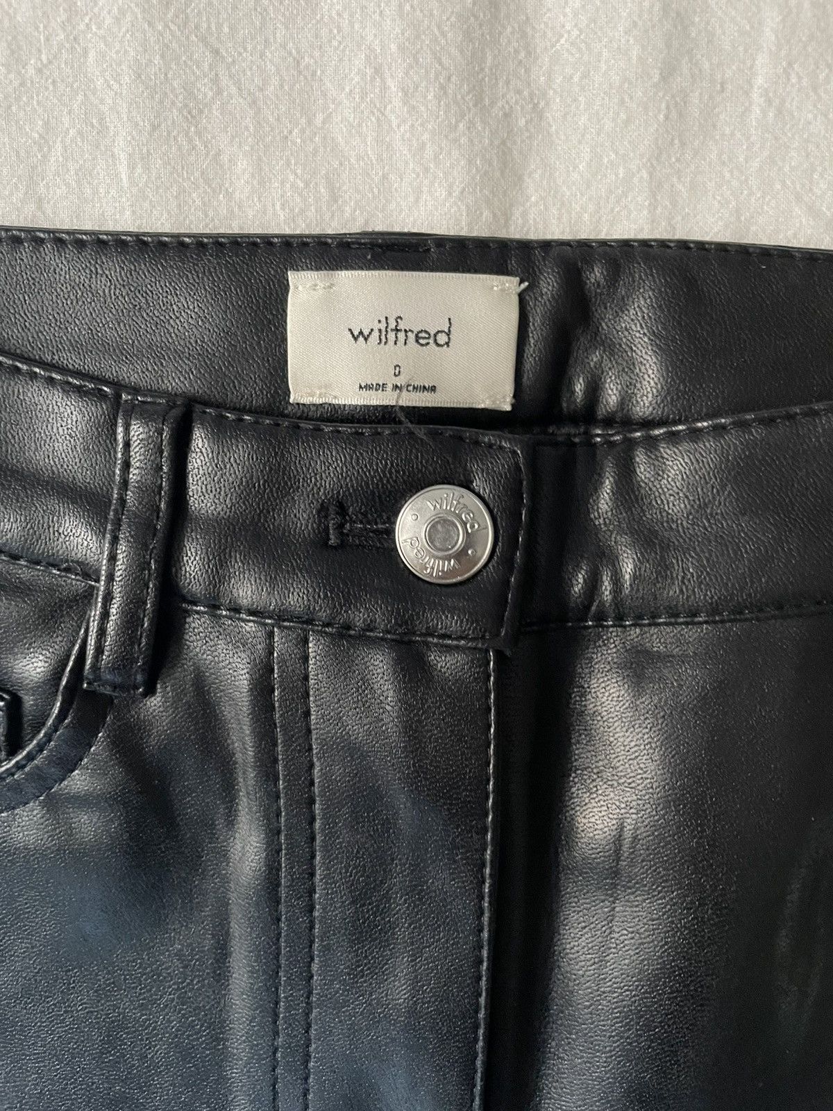 Aritzia Aritzia Faux Leather Pants Size 25" / US 0 / IT 36 - 3 Thumbnail