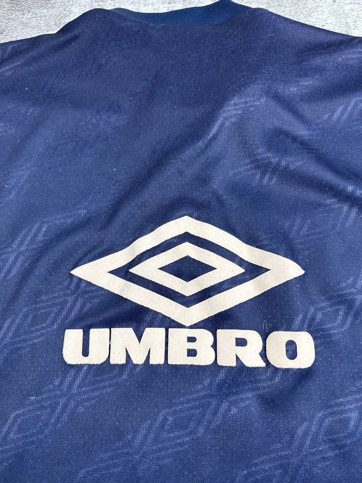 Umbro UMBRO 90S PRO TRAINING 1994/1996 FOOTBALL JERSEY SHIRT TEE Size US M / EU 48-50 / 2 - 18 Thumbnail