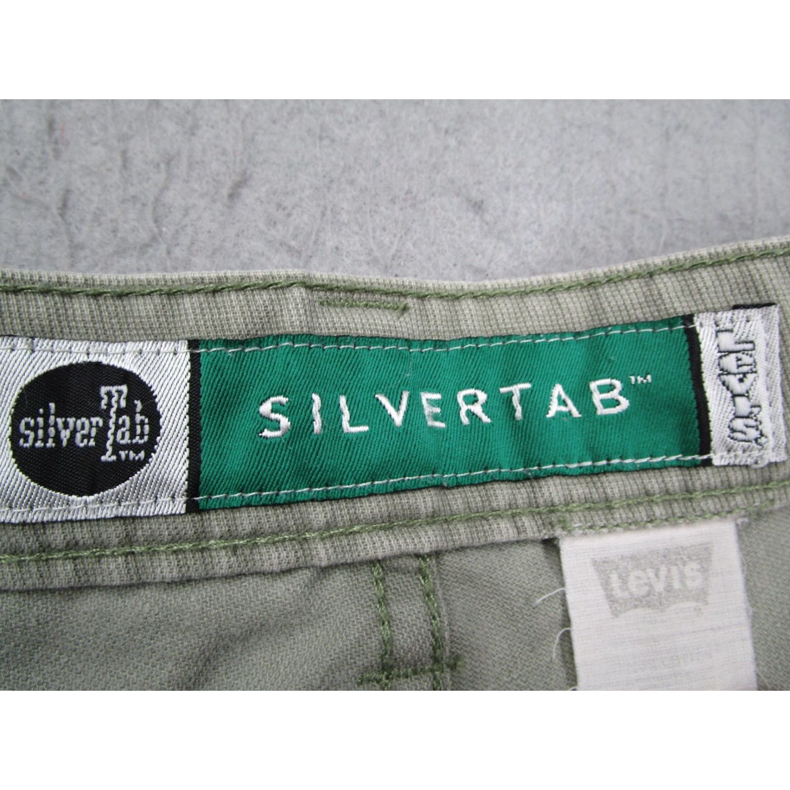 Levi's Levi's SilverTab Shorts Mens 32 Sage Green Cargo Utility Twill Skate Y2K Size US 32 / EU 48 - 2 Thumbnail