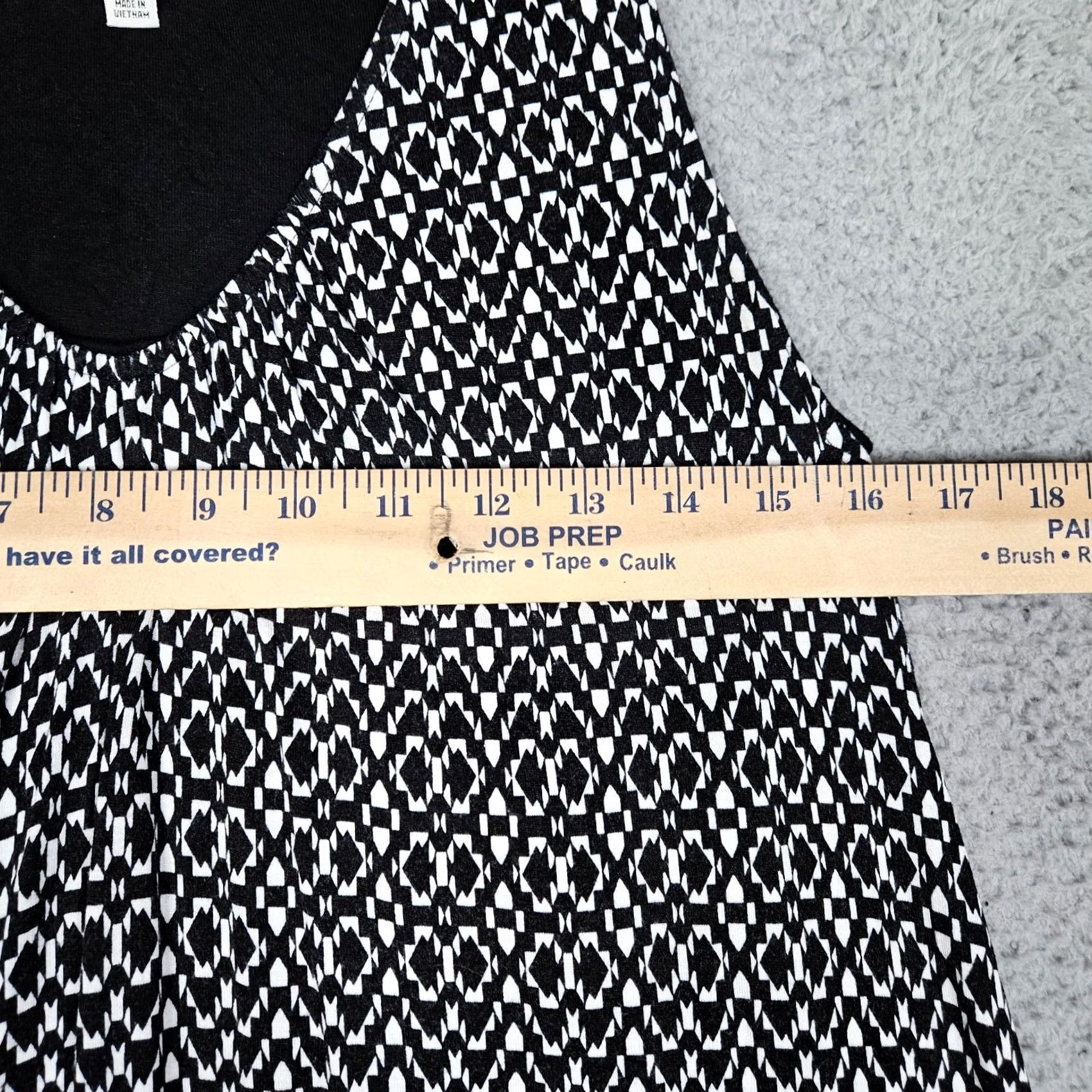 Anne Klein ANNE KLEIN Women's Gray White Printed Knit V-Neck Dress Size S Size S / US 4 / IT 40 - 3 Thumbnail